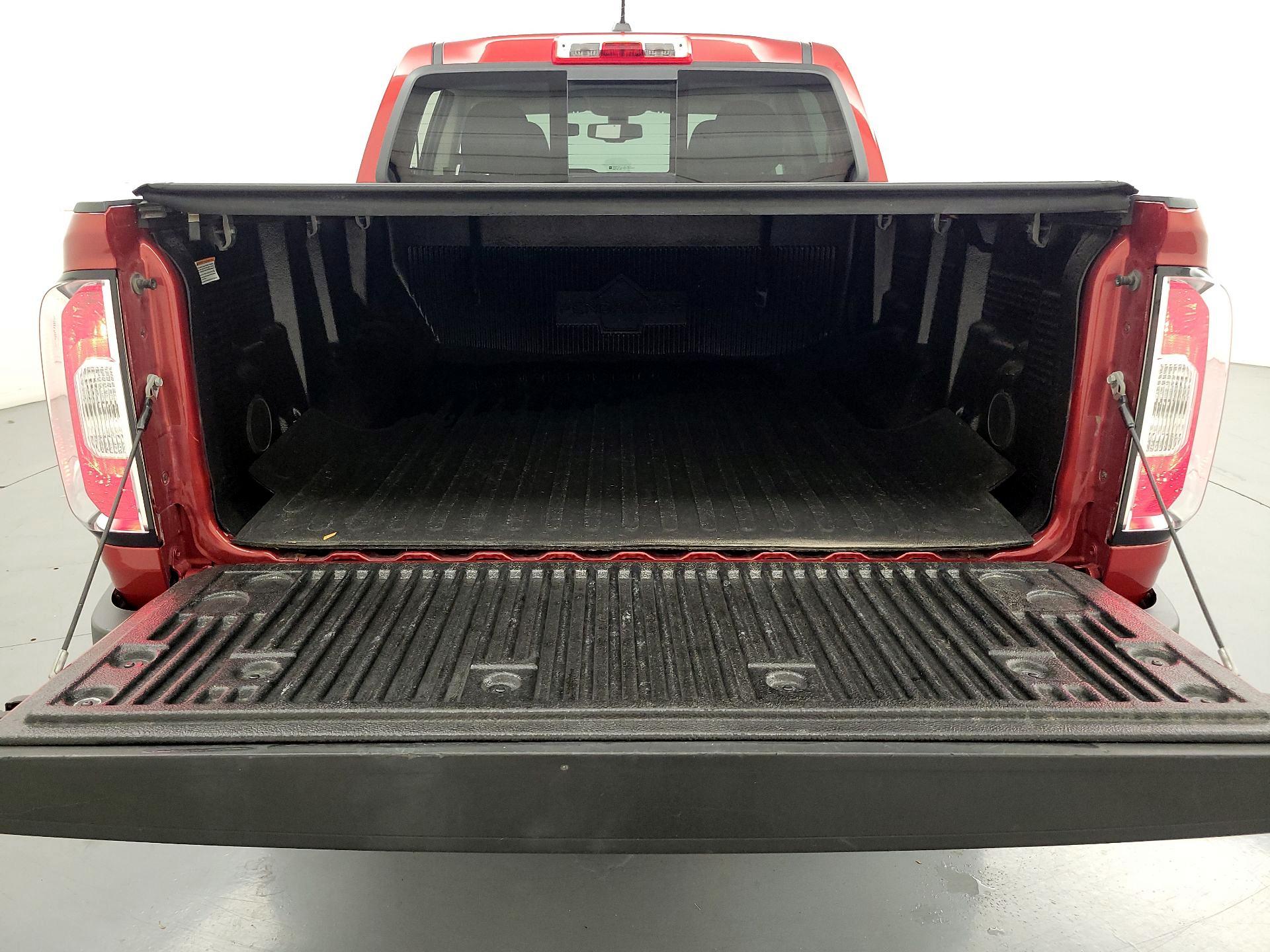 Thumbnail: 2016 GMC Canyon - 18