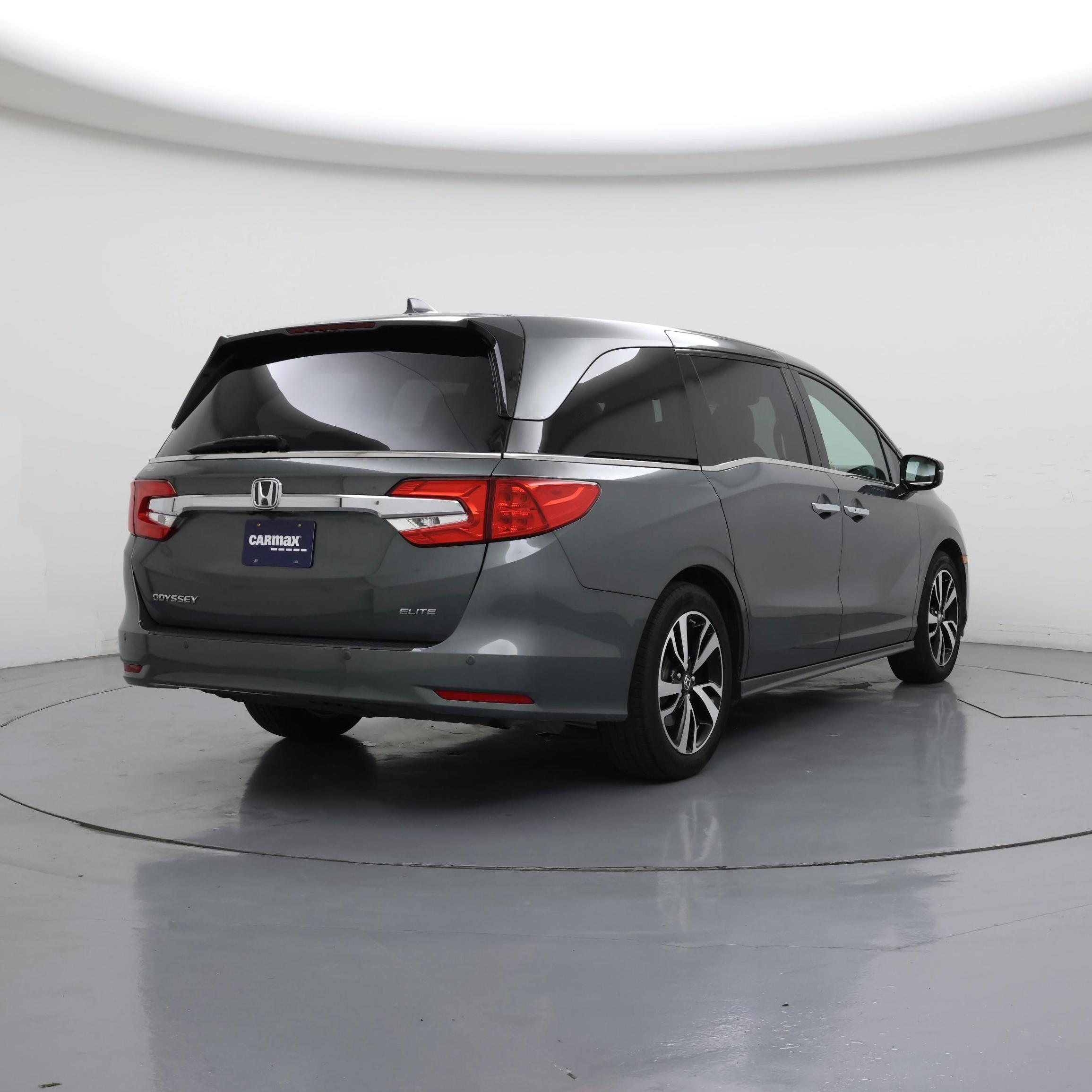 Thumbnail: 2018 Honda Odyssey - 8