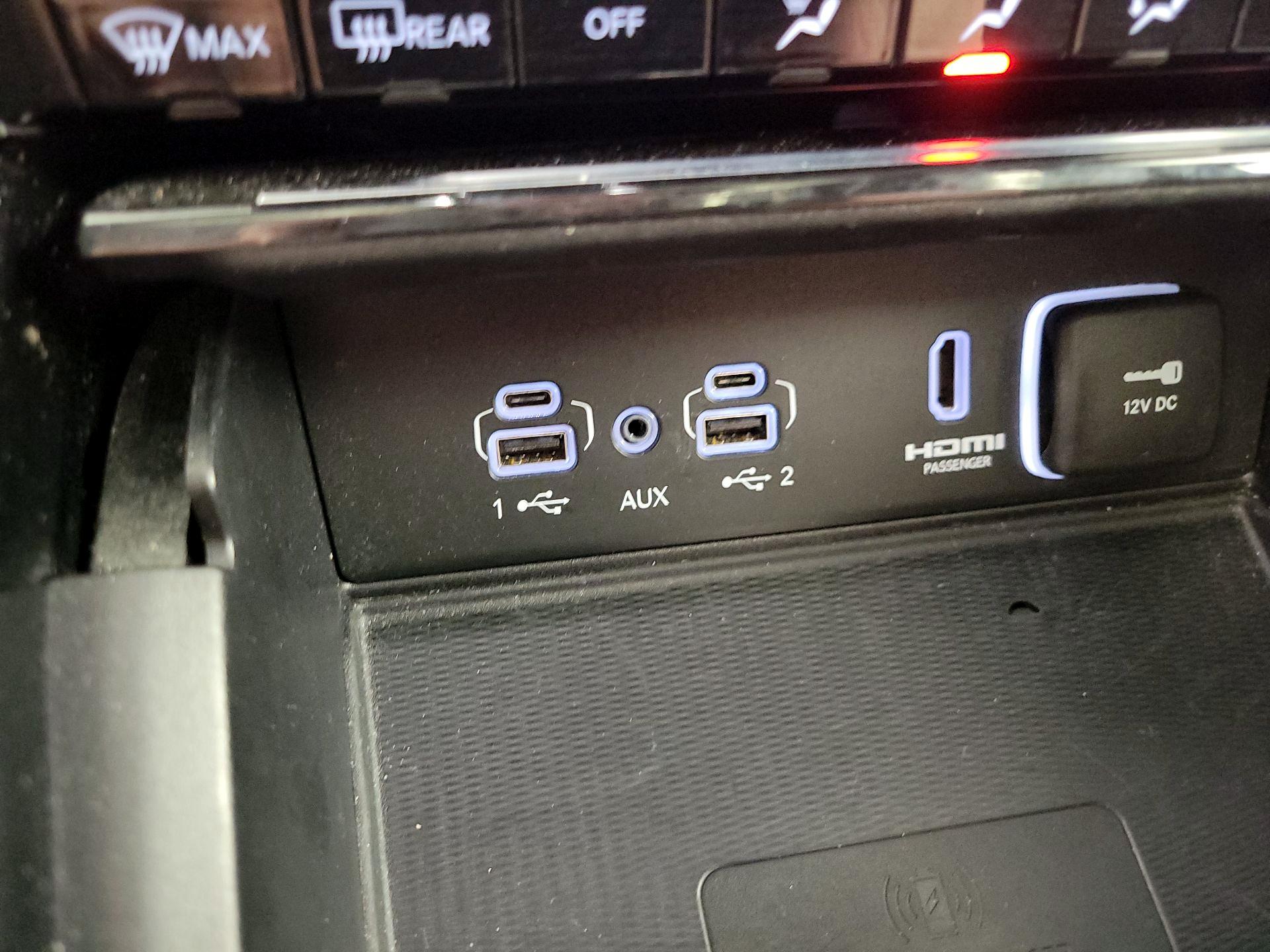 Thumbnail: 2023 Jeep Grand Cherokee - 19