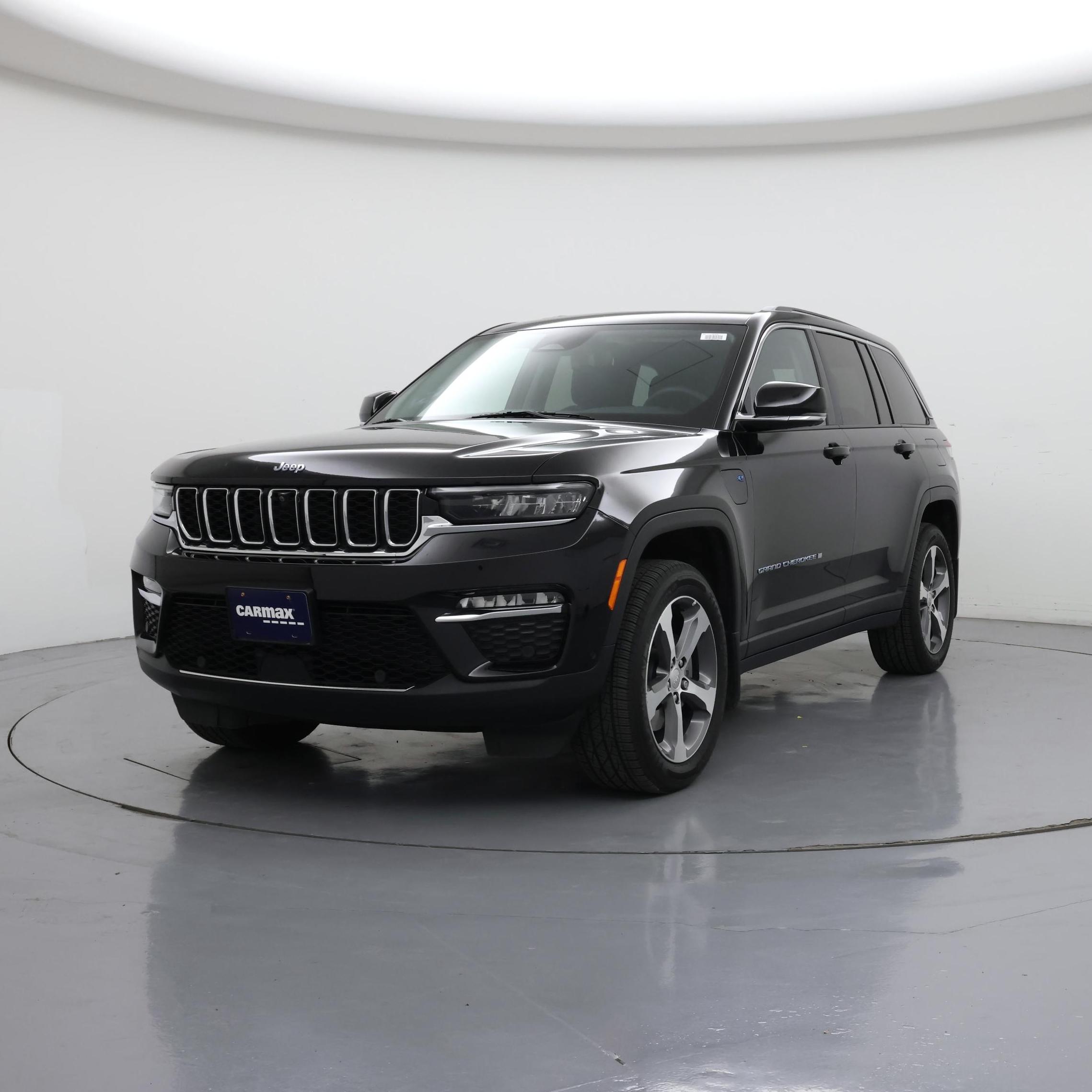 Thumbnail: 2023 Jeep Grand Cherokee - 4