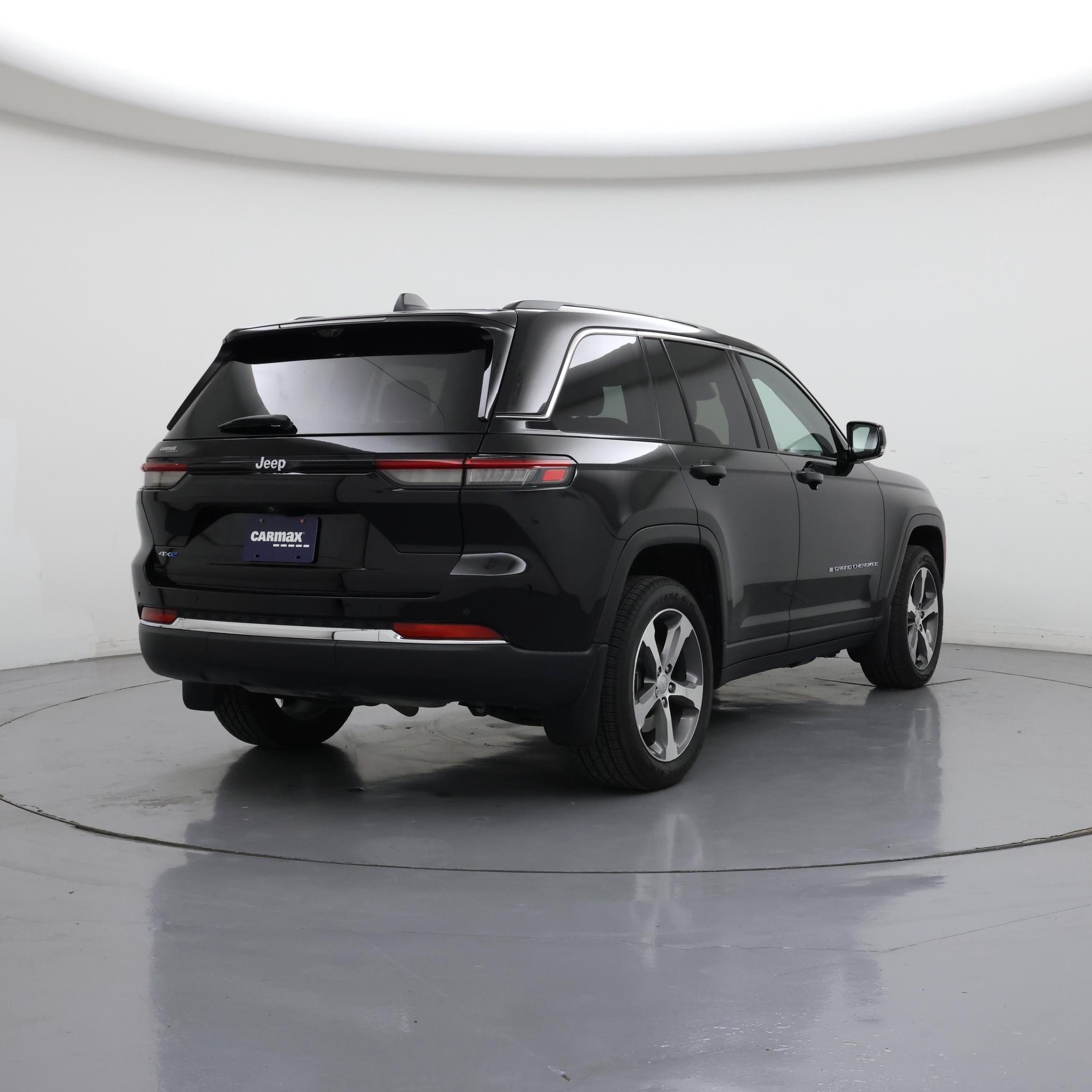 Thumbnail: 2023 Jeep Grand Cherokee - 8