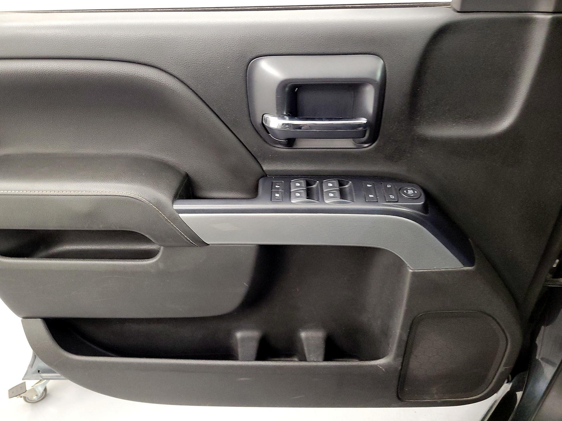 Thumbnail: 2018 Chevrolet Silverado 1500 - 12