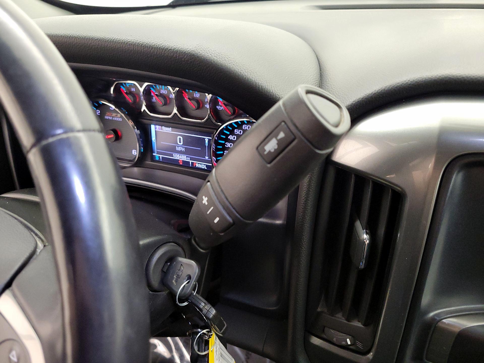 Thumbnail: 2018 Chevrolet Silverado 1500 - 17