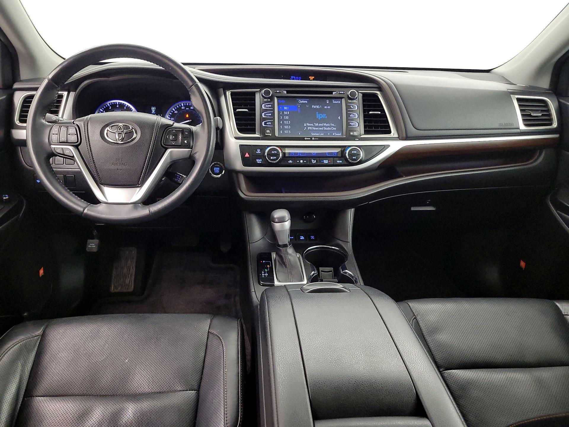 Thumbnail: 2014 Toyota Highlander - 9