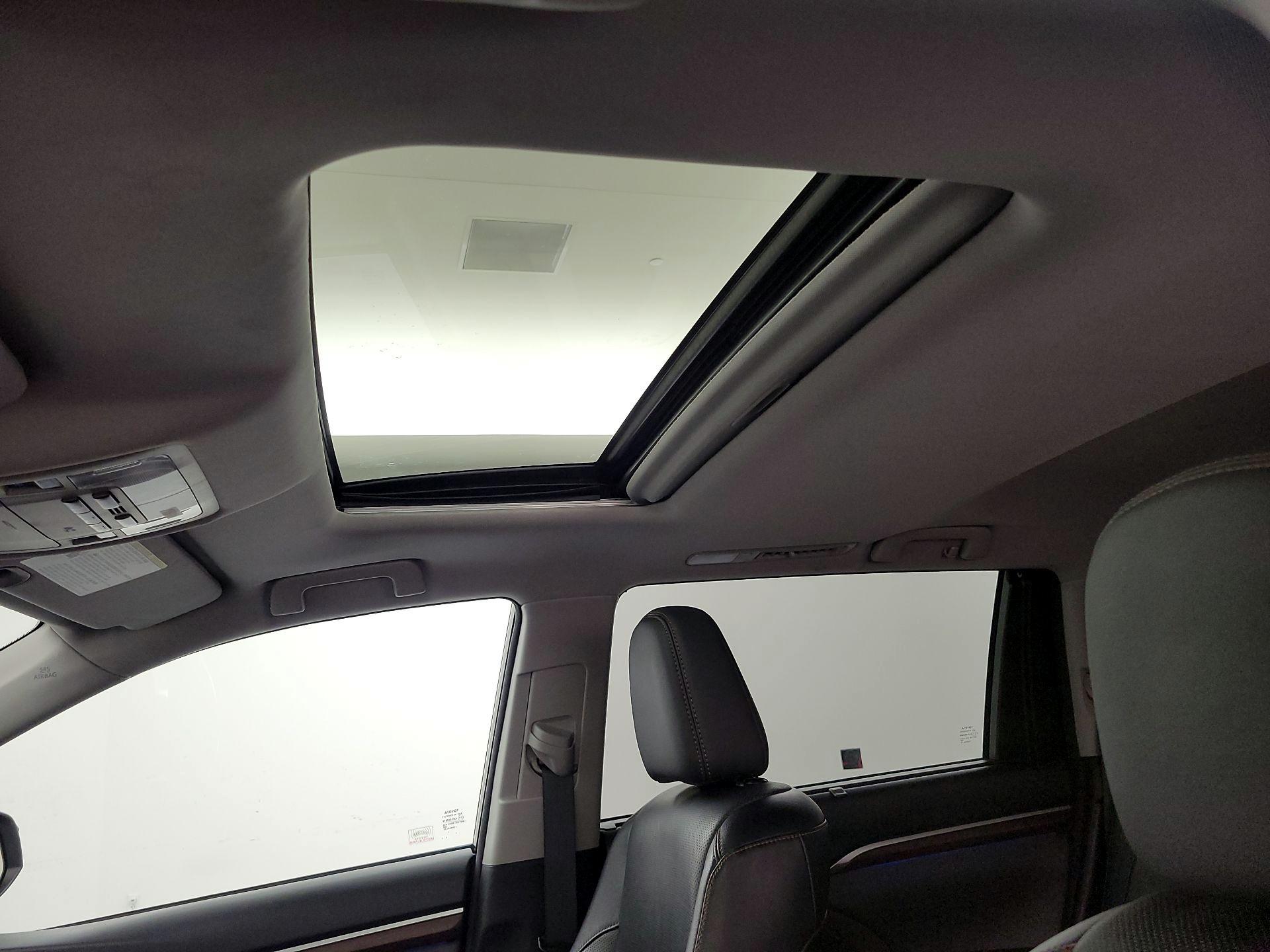 Thumbnail: 2014 Toyota Highlander - 17