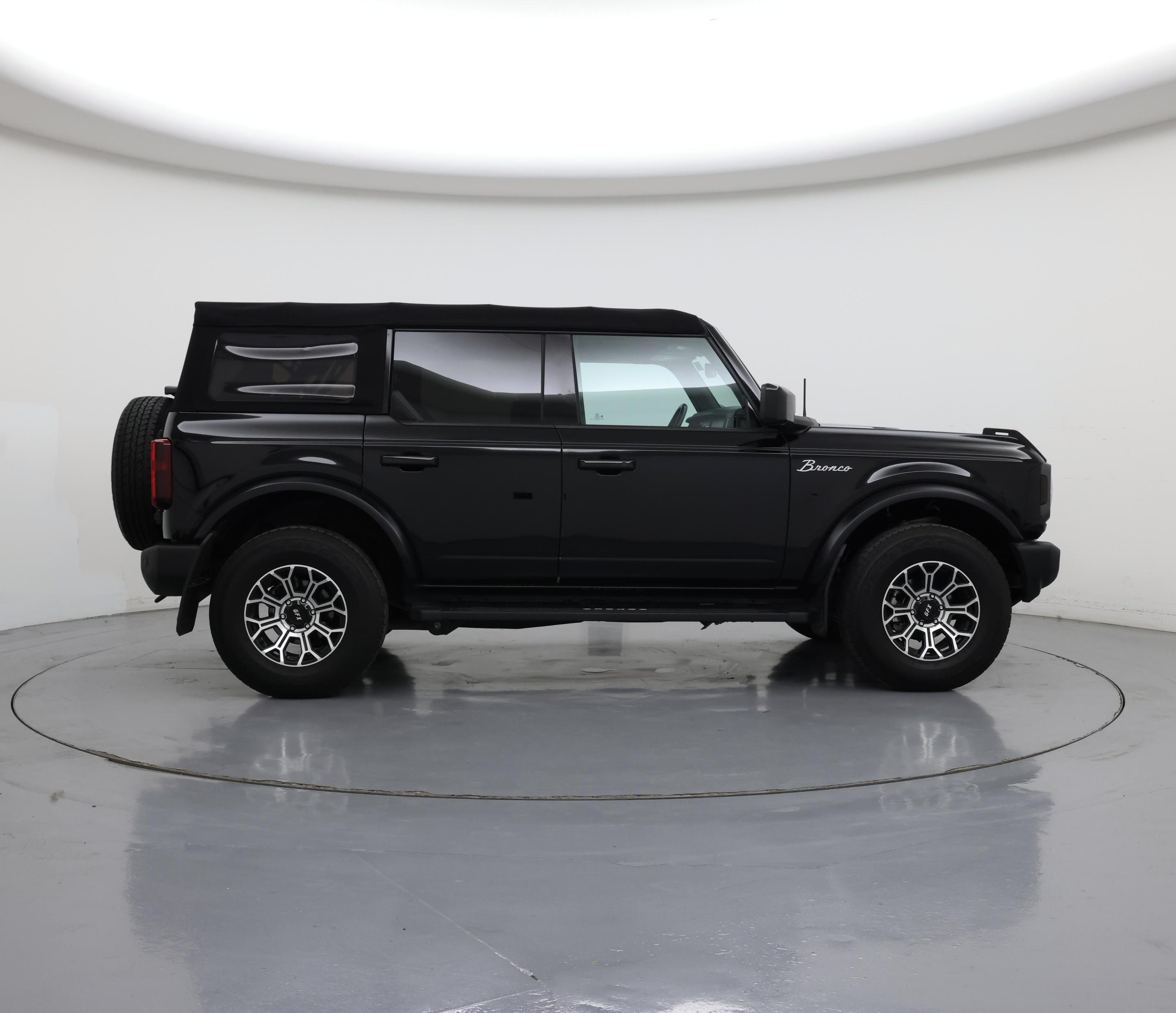 Thumbnail: 2021 Ford Bronco - 7