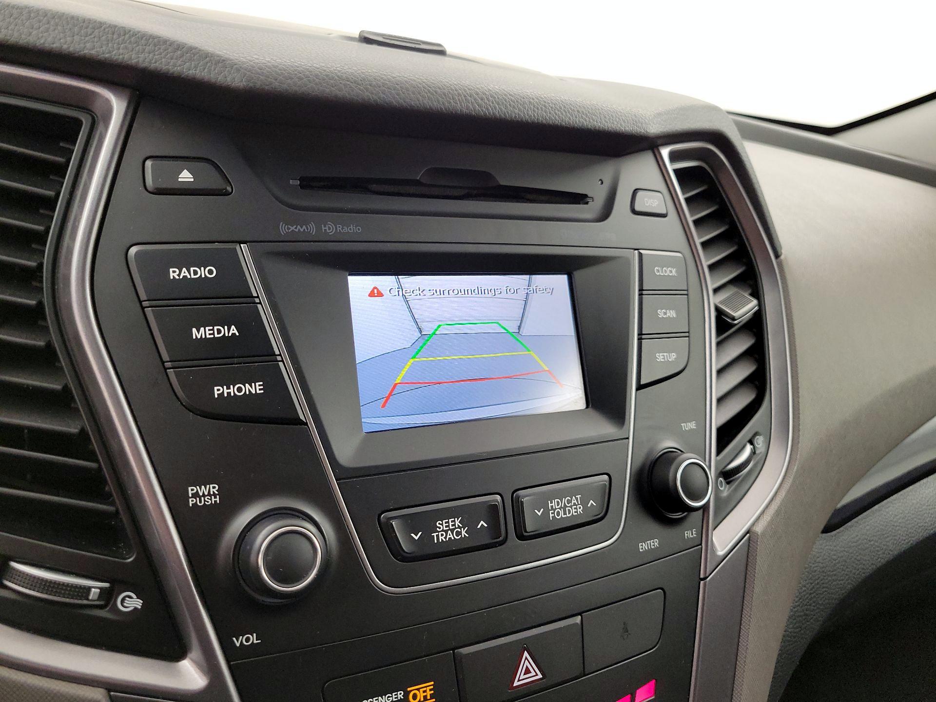 Thumbnail: 2015 Hyundai Santa Fe - 14