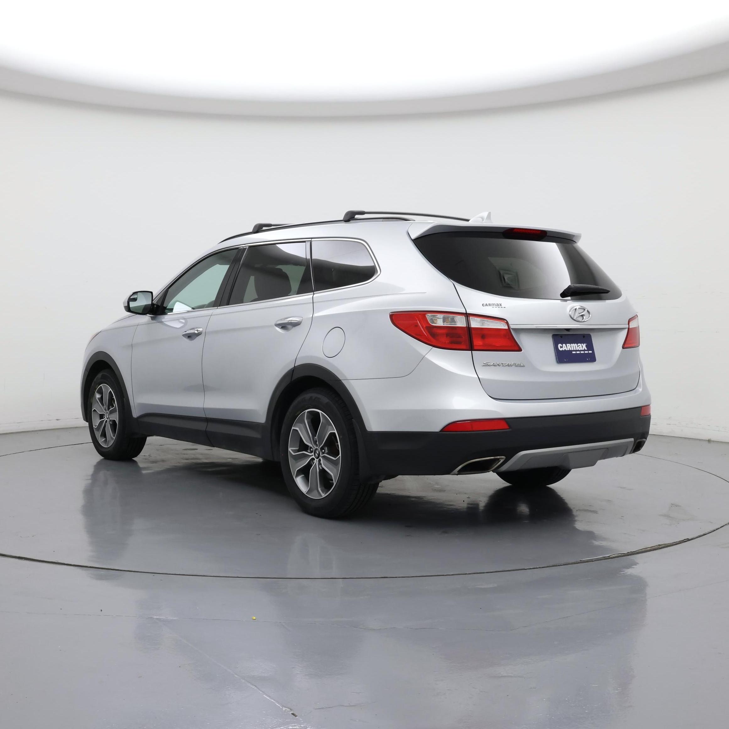 Thumbnail: 2015 Hyundai Santa Fe - 2