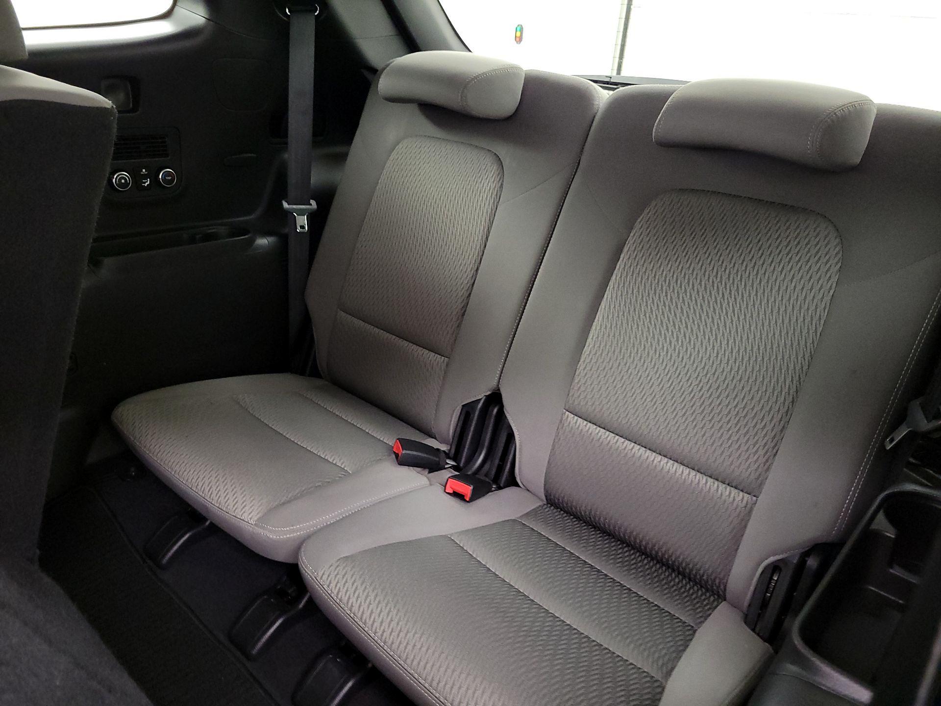 Thumbnail: 2015 Hyundai Santa Fe - 20