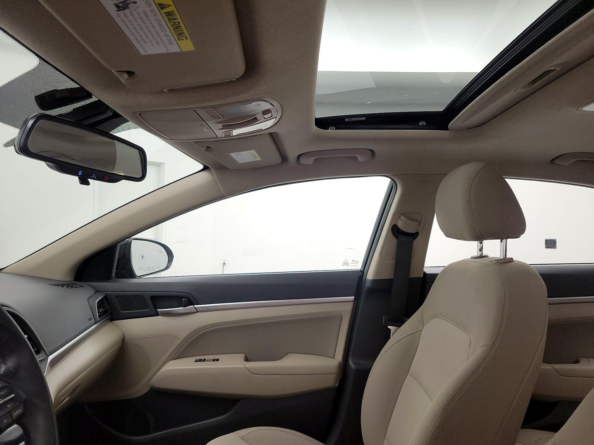 Thumbnail: 2020 Hyundai Elantra - 19