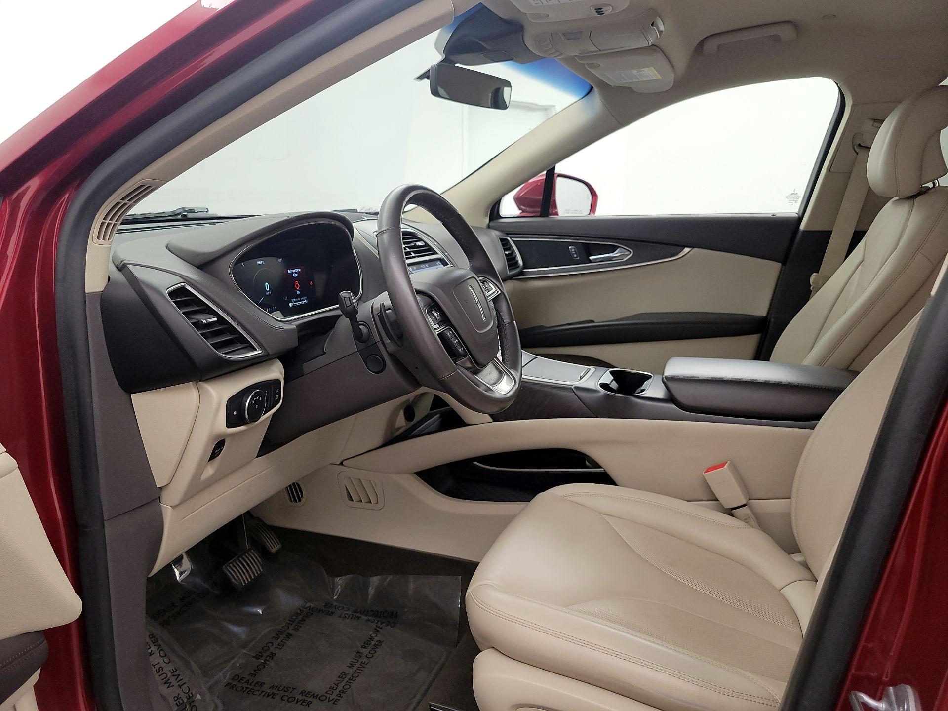 Thumbnail: 2019 Lincoln Nautilus - 11