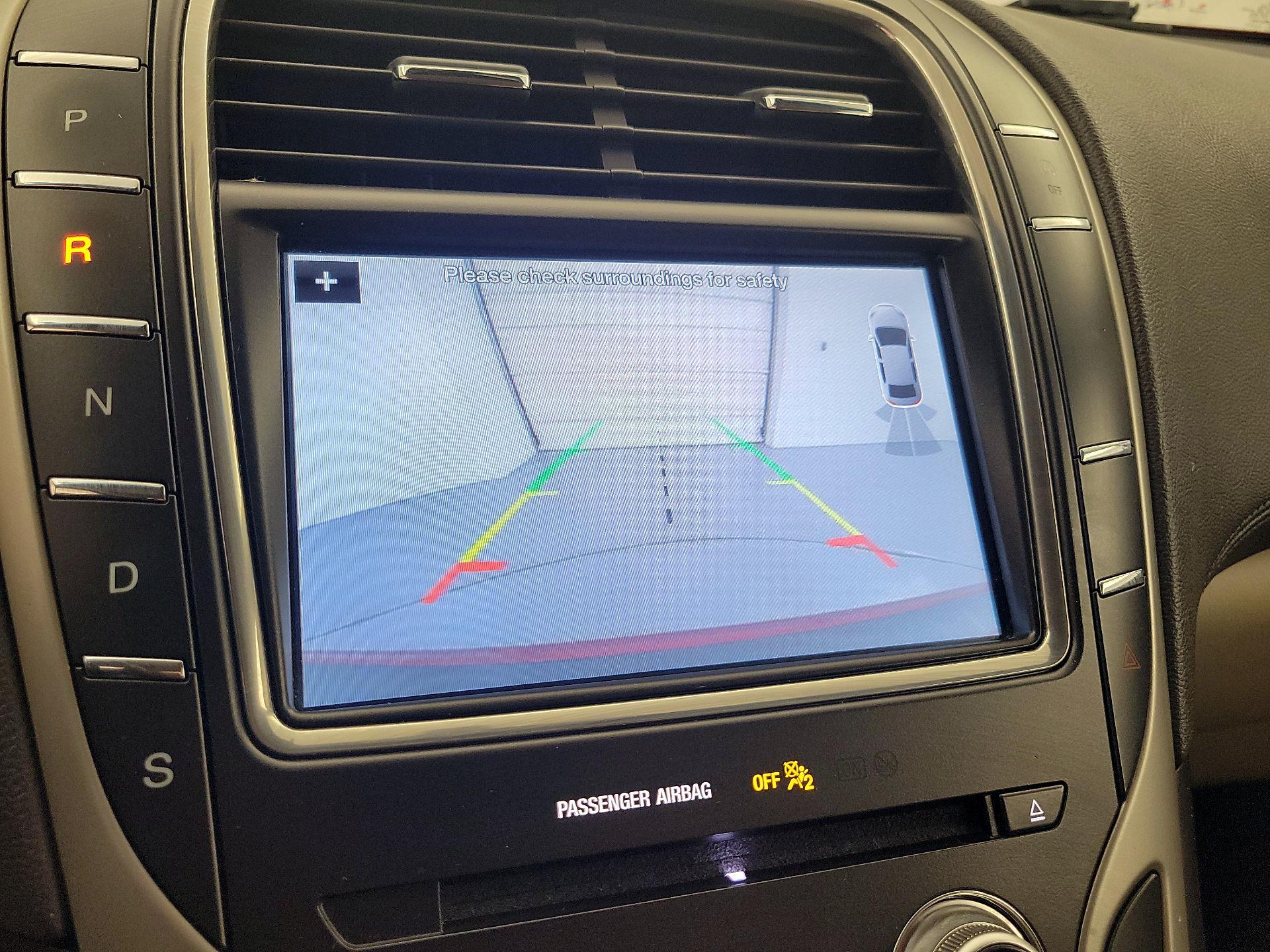 Thumbnail: 2019 Lincoln Nautilus - 15