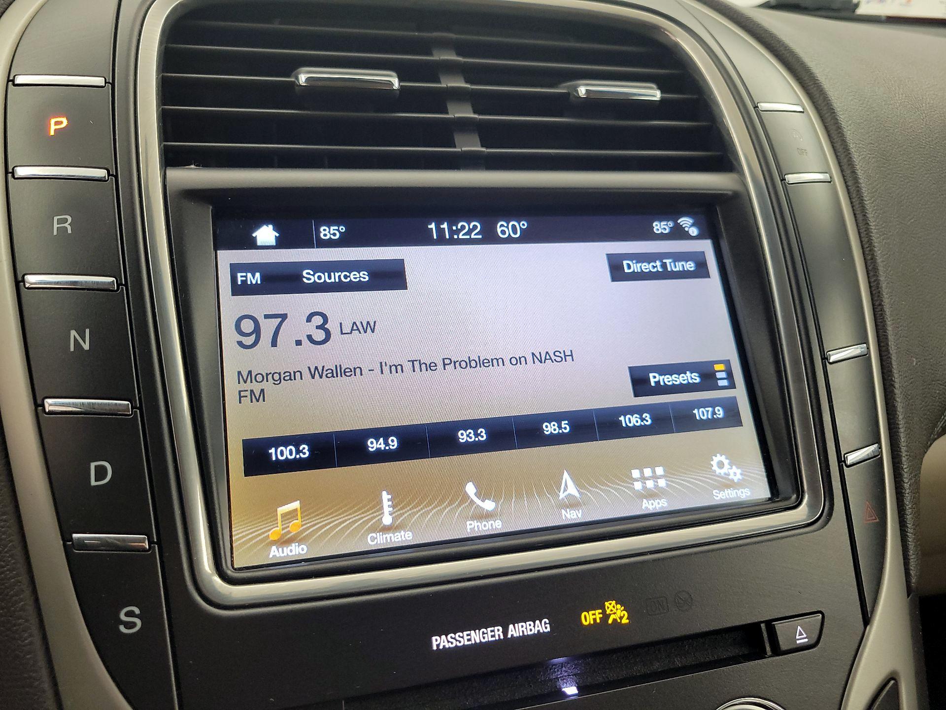 Thumbnail: 2019 Lincoln Nautilus - 16