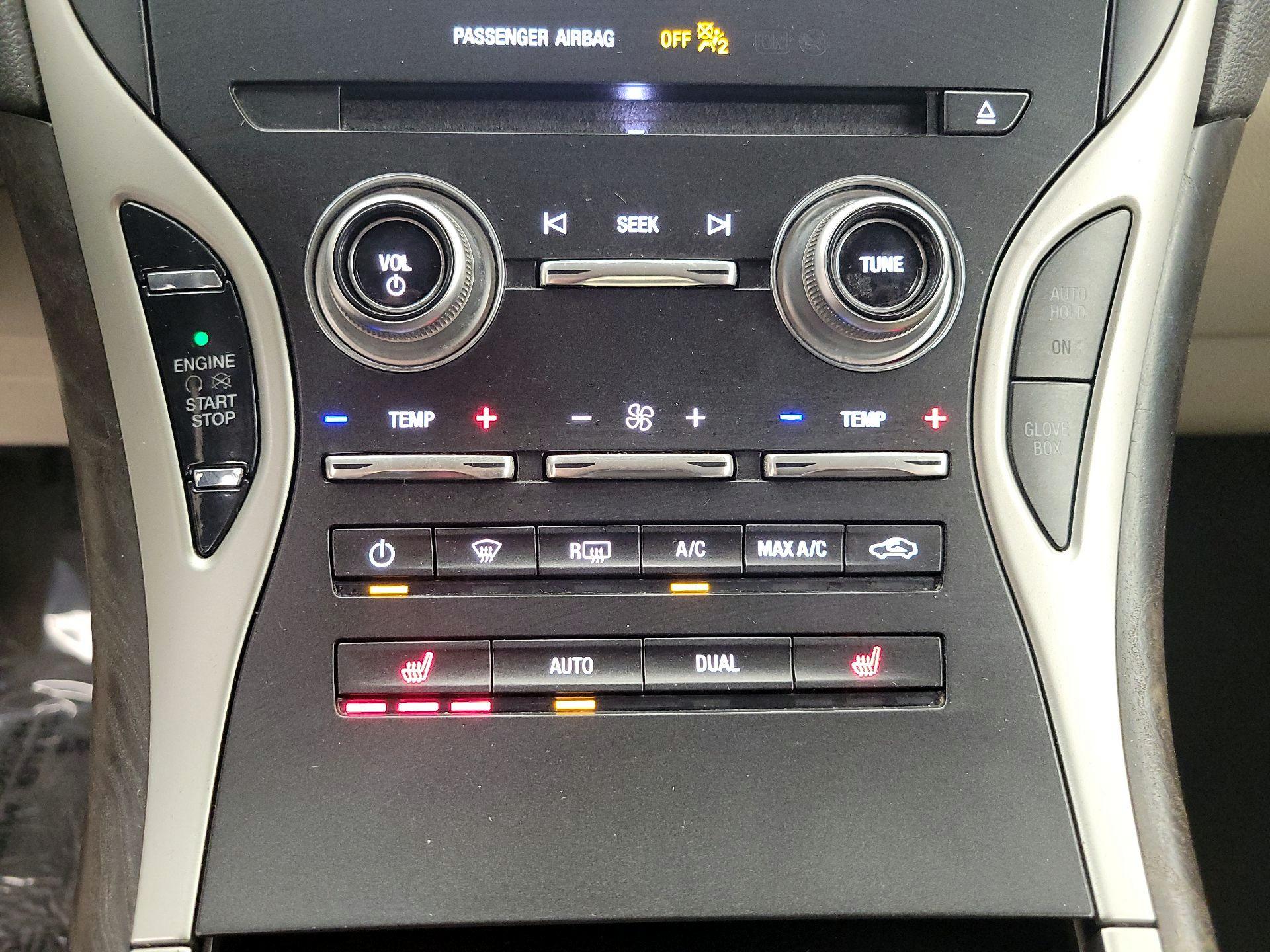 Thumbnail: 2019 Lincoln Nautilus - 17