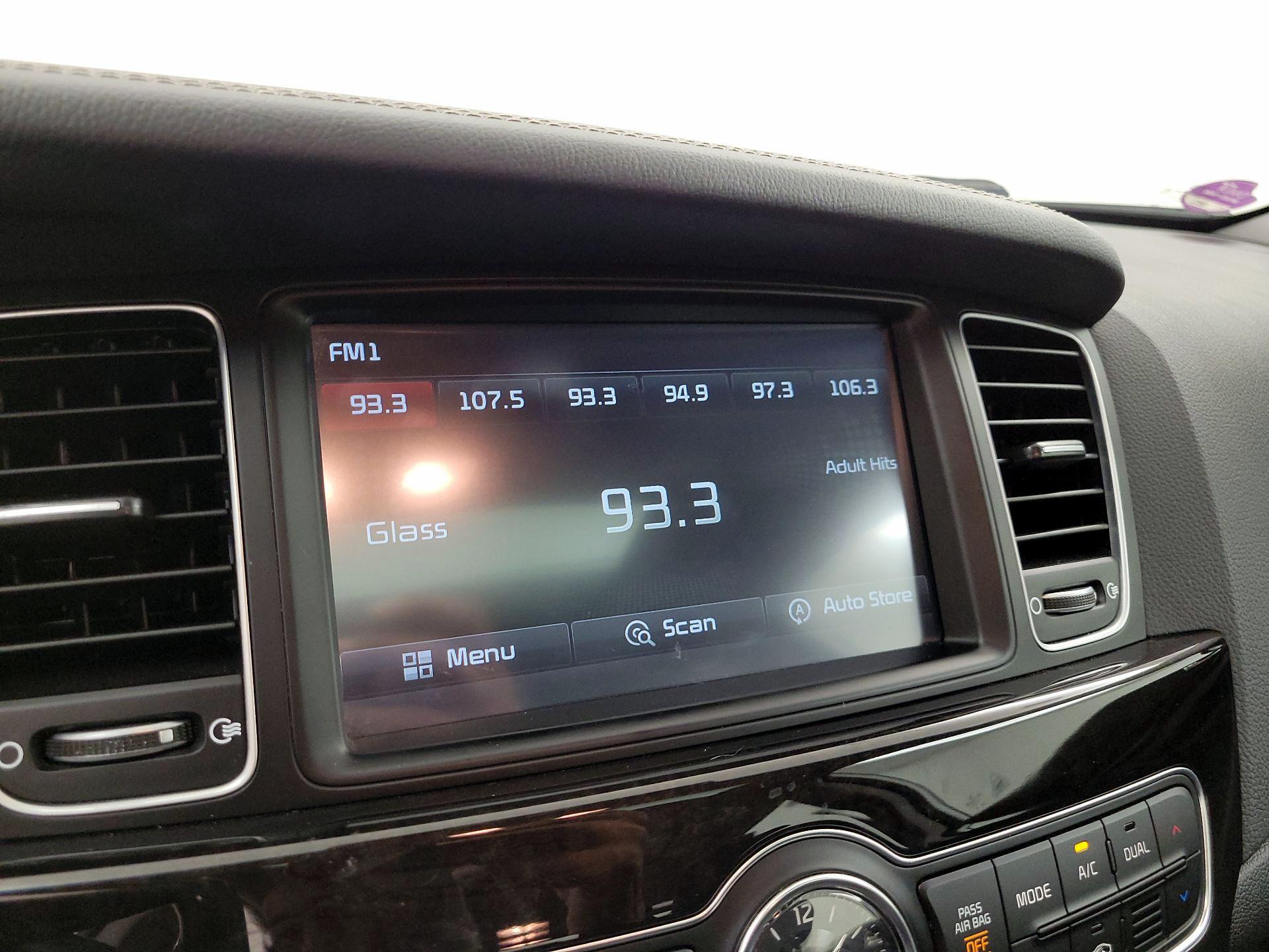 Thumbnail: 2015 Kia Cadenza - 16