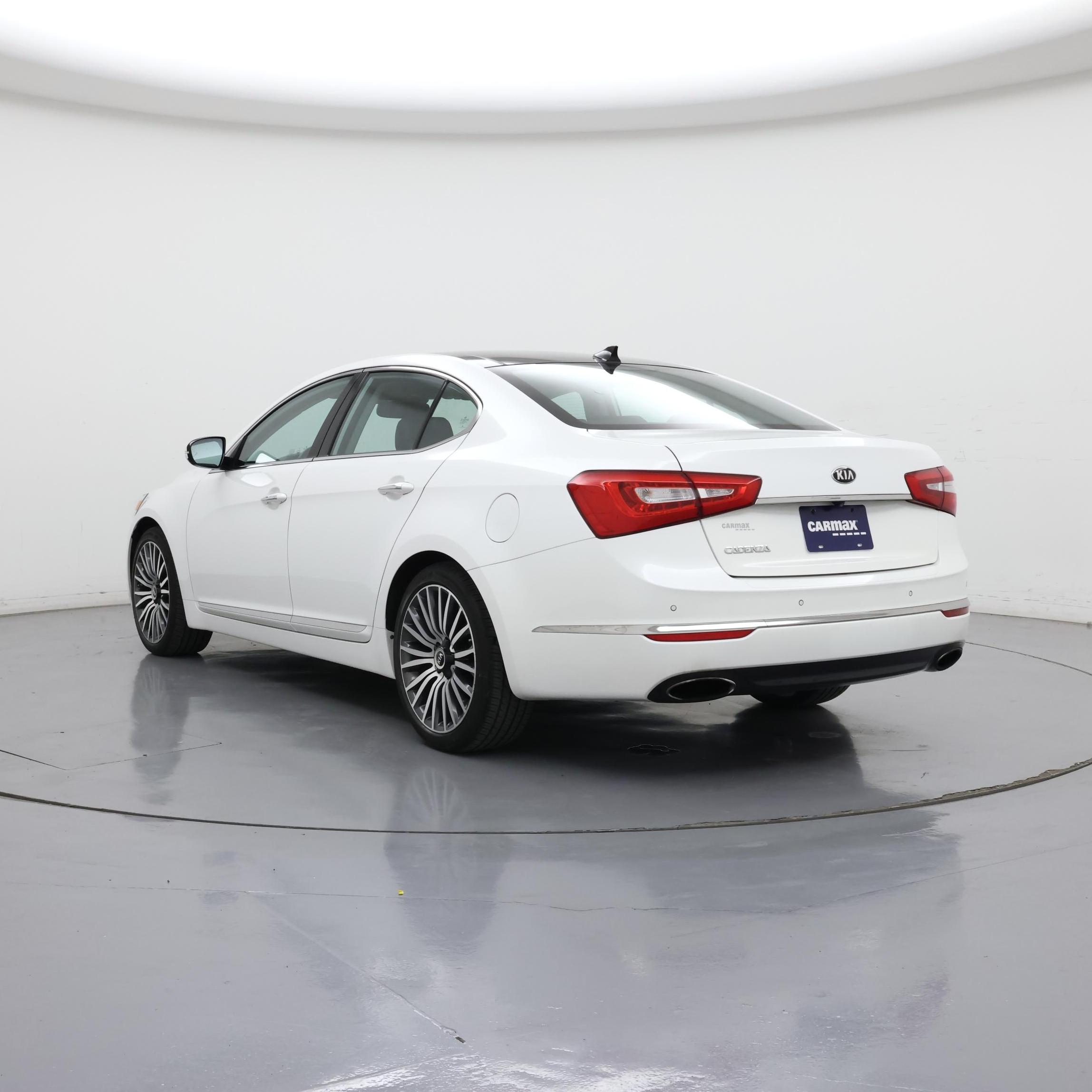 Thumbnail: 2015 Kia Cadenza - 2