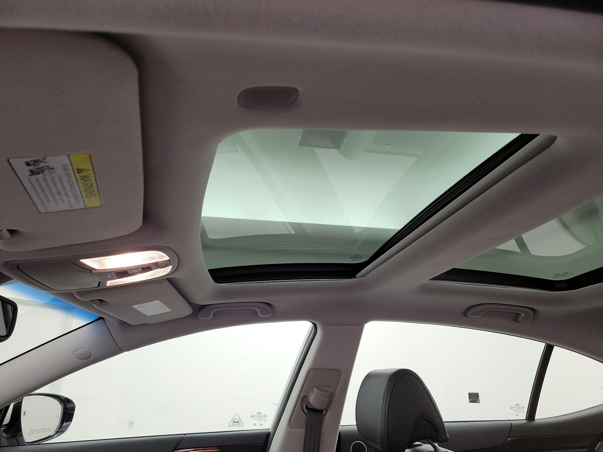 Thumbnail: 2015 Kia Cadenza - 20