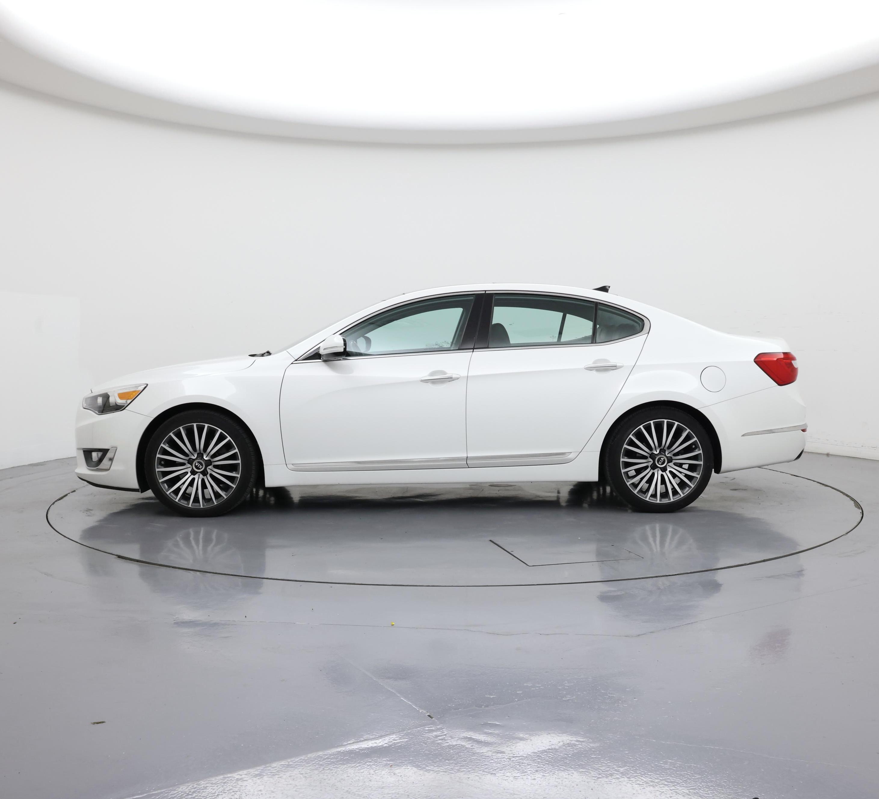 Thumbnail: 2015 Kia Cadenza - 3