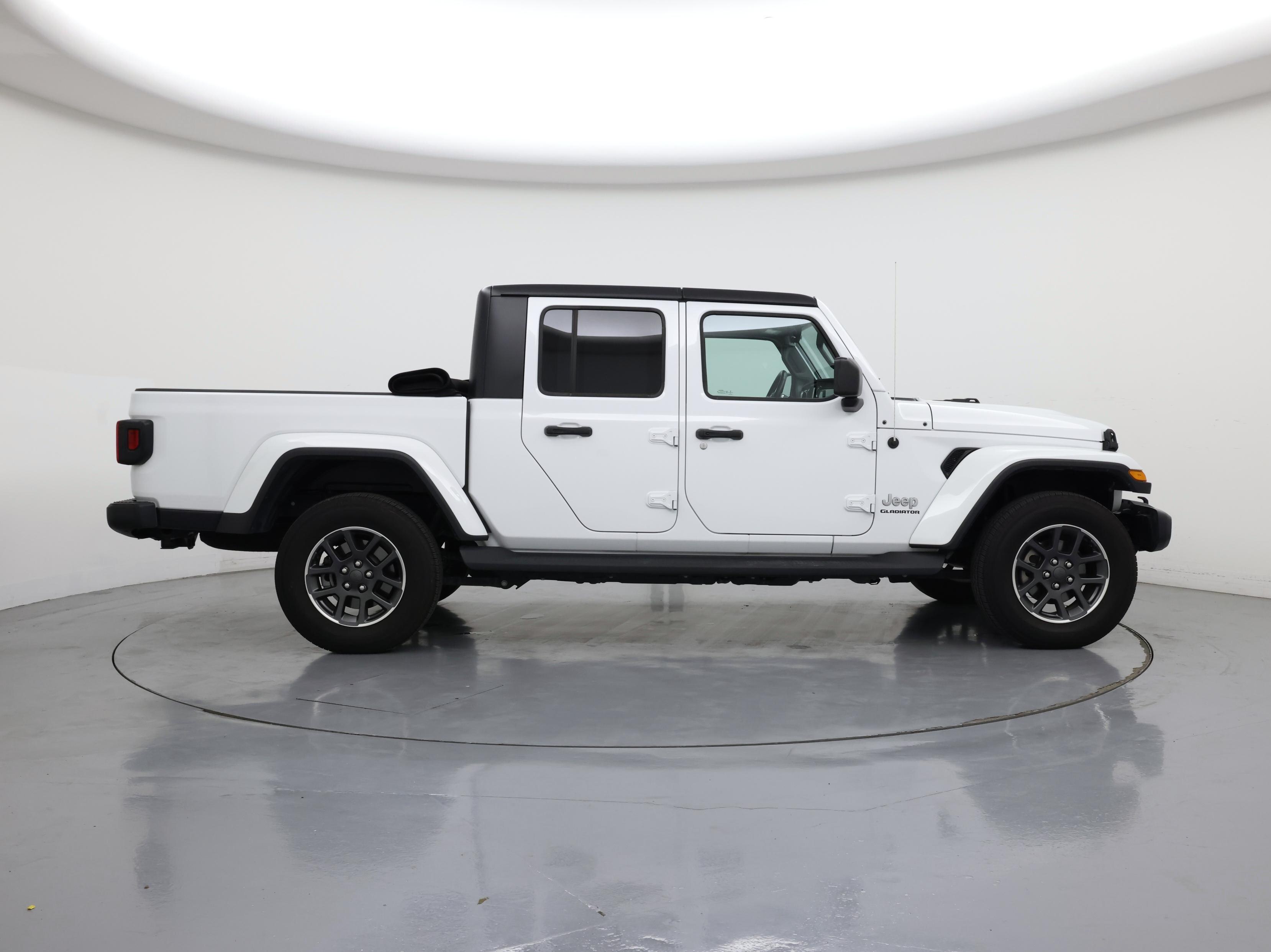 Thumbnail: 2020 Jeep Gladiator - 7