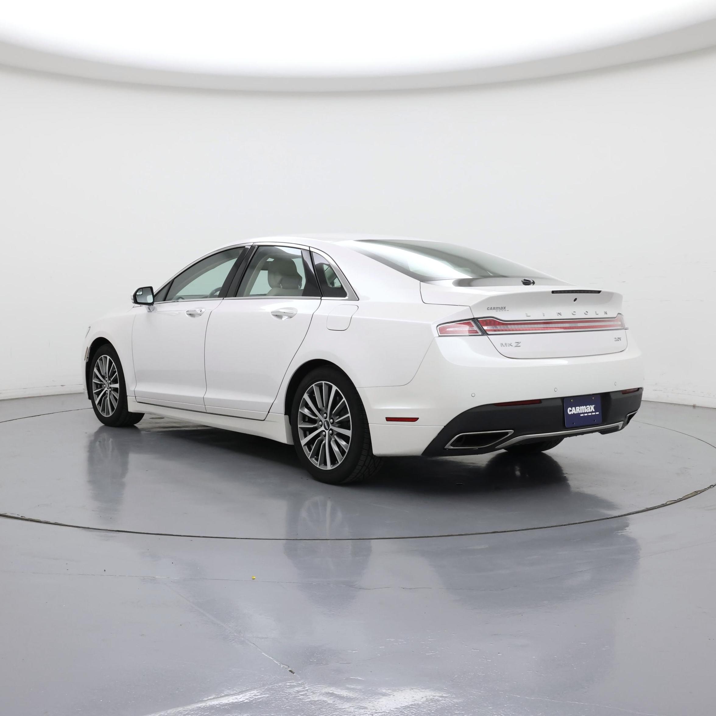 Thumbnail: 2017 Lincoln MKZ - 2