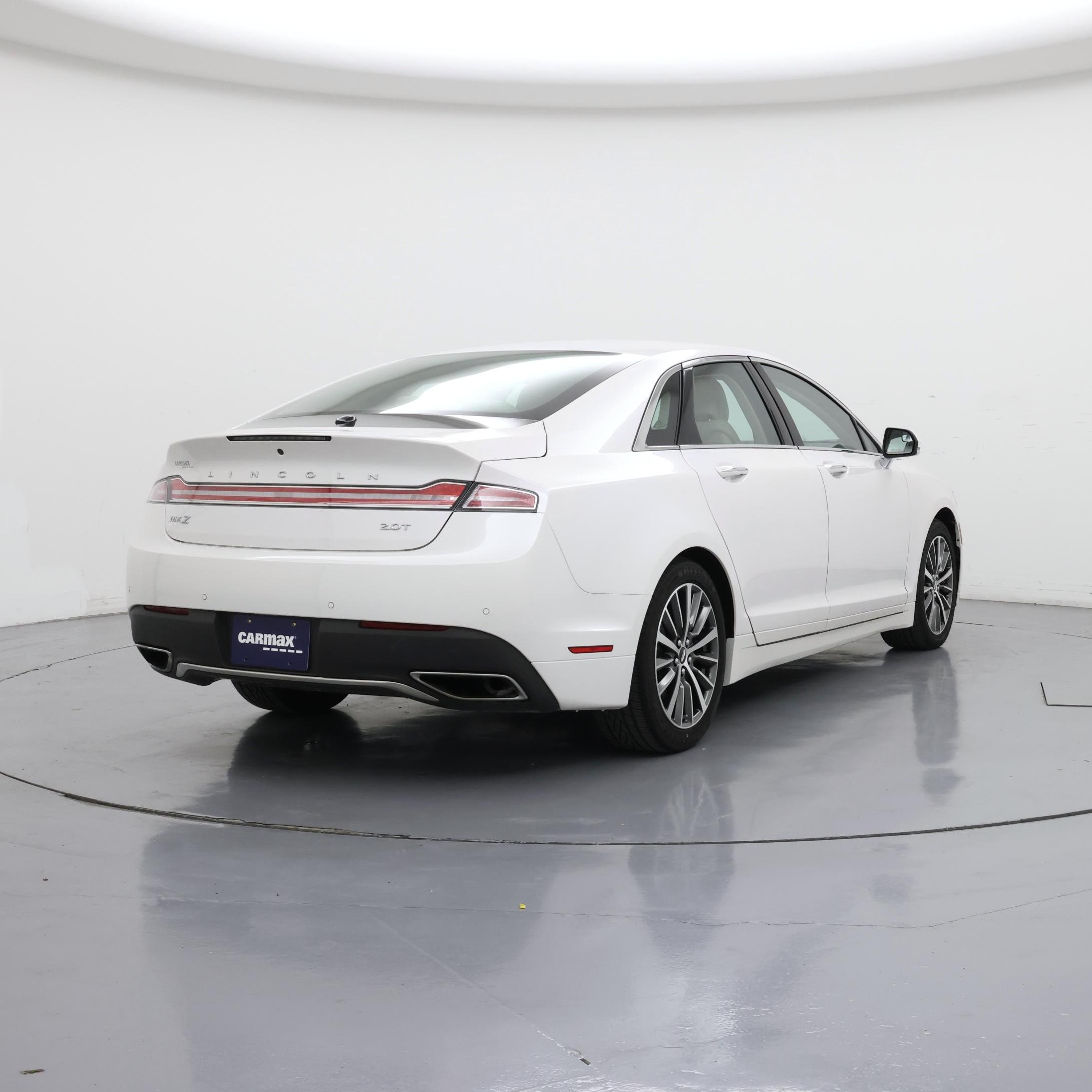 Thumbnail: 2017 Lincoln MKZ - 8
