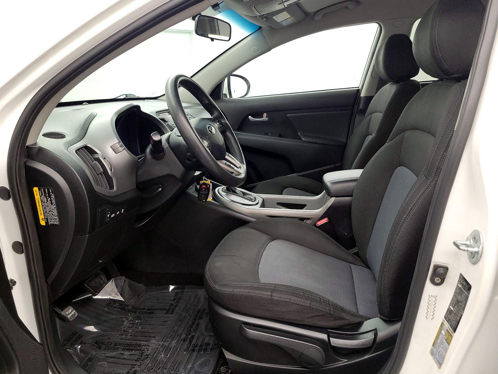 Thumbnail: 2015 Kia Sportage - 11