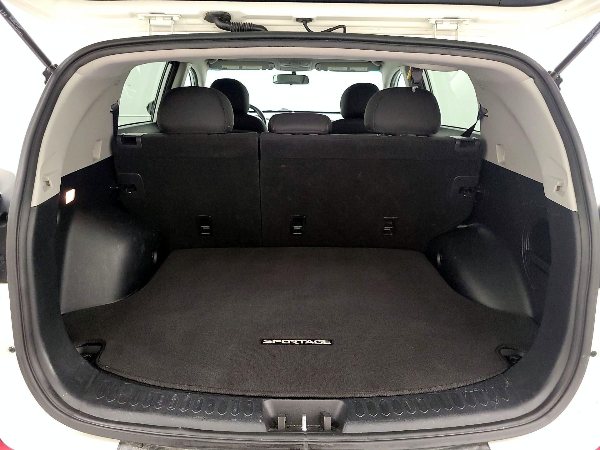 Thumbnail: 2015 Kia Sportage - 20