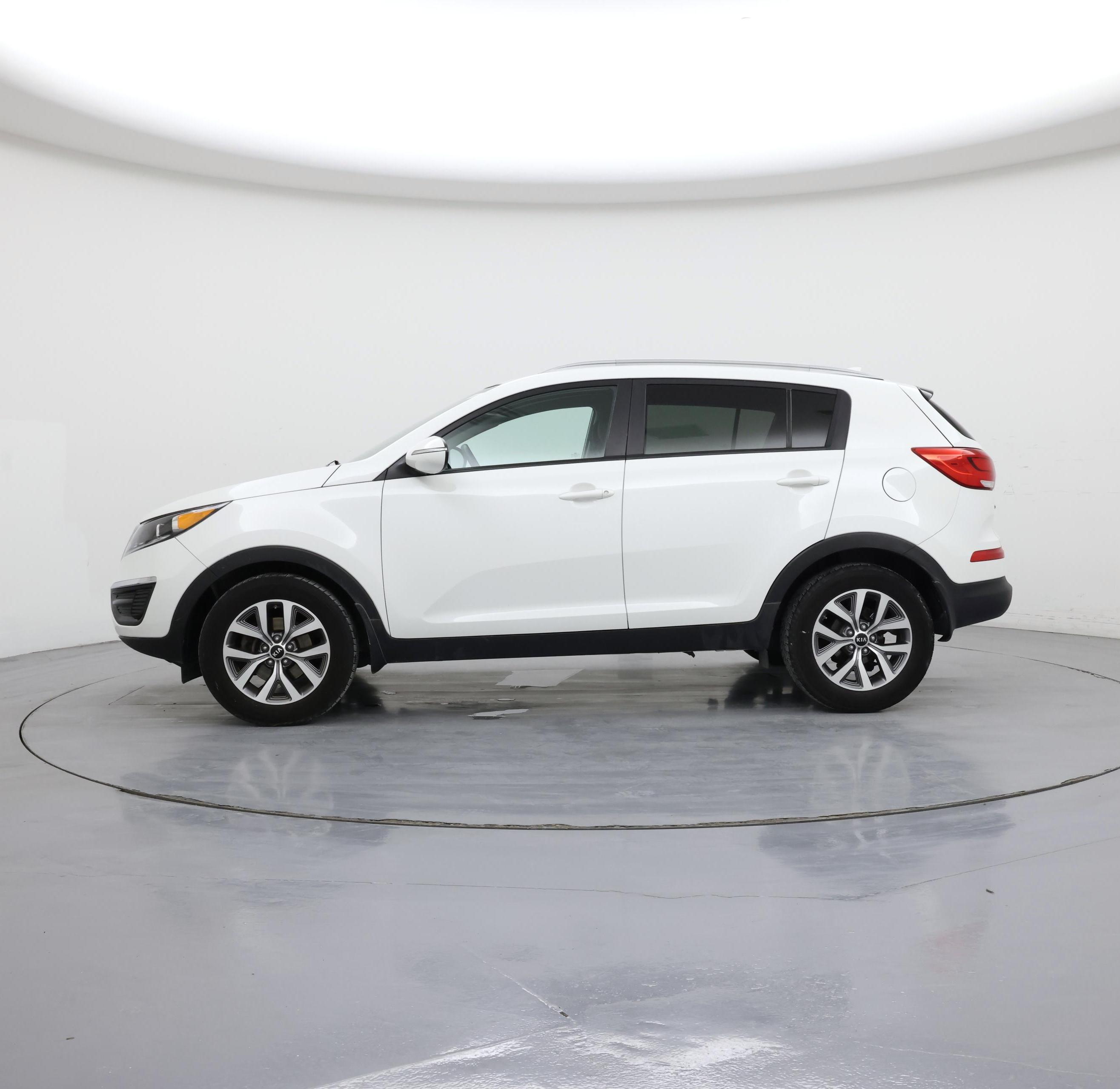 Thumbnail: 2015 Kia Sportage - 3