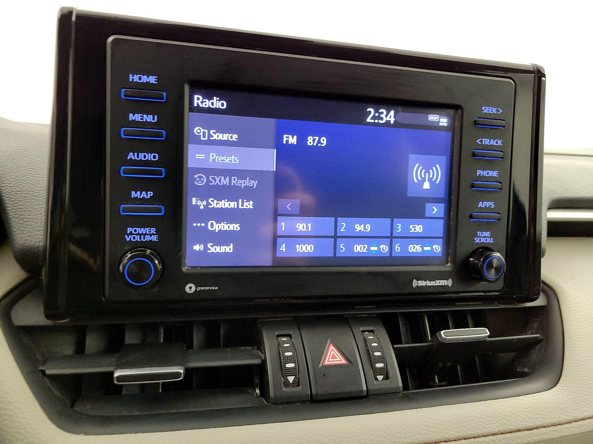 Thumbnail: 2020 Toyota RAV4 - 15