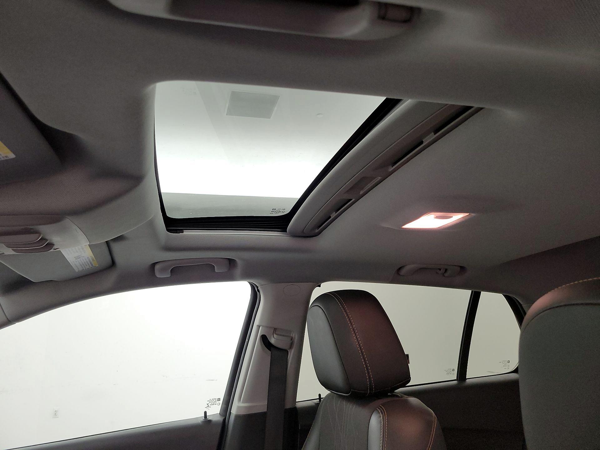 Thumbnail: 2018 Chevrolet Trax - 18