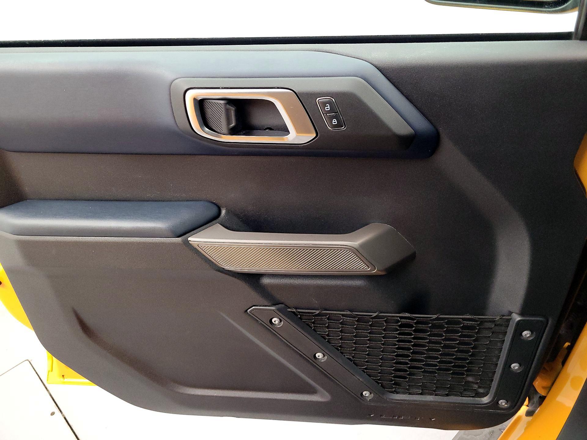 Thumbnail: 2022 Ford Bronco - 12