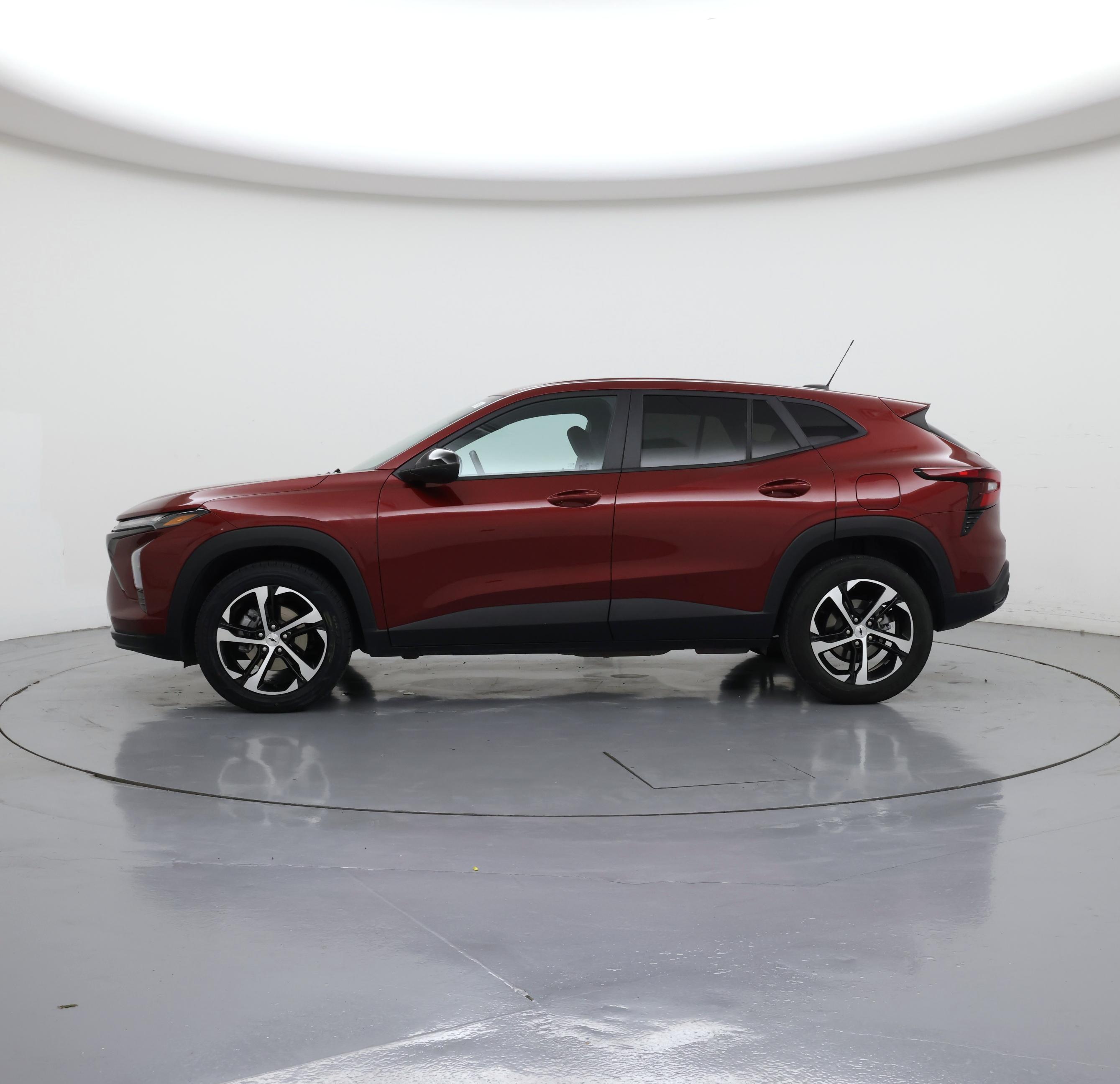 Thumbnail: 2024 Chevrolet Trax - 3