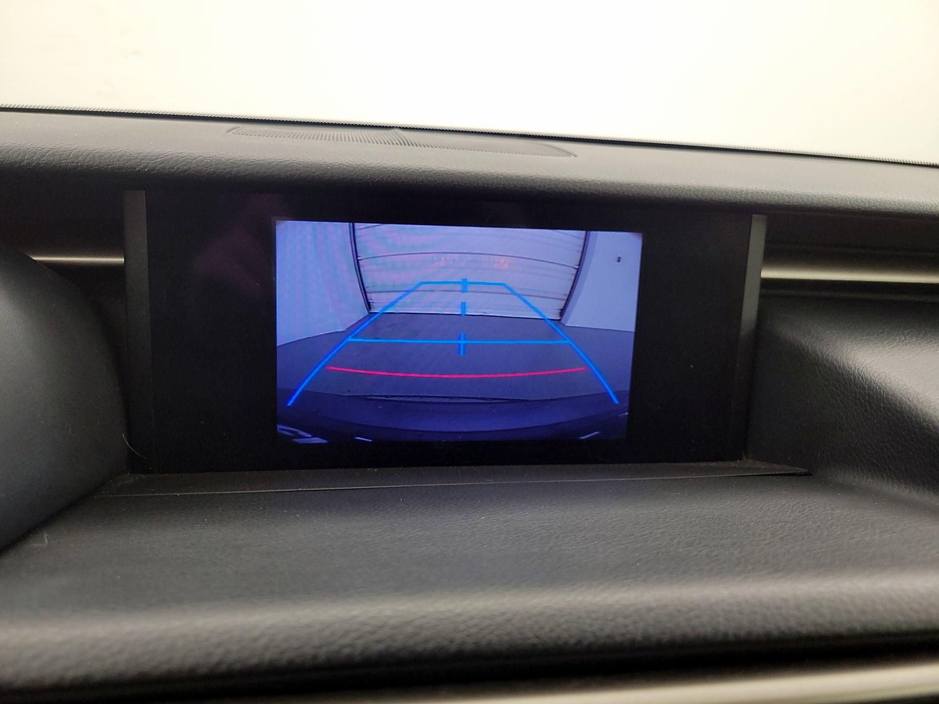 Thumbnail: 2014 Lexus IS - 15