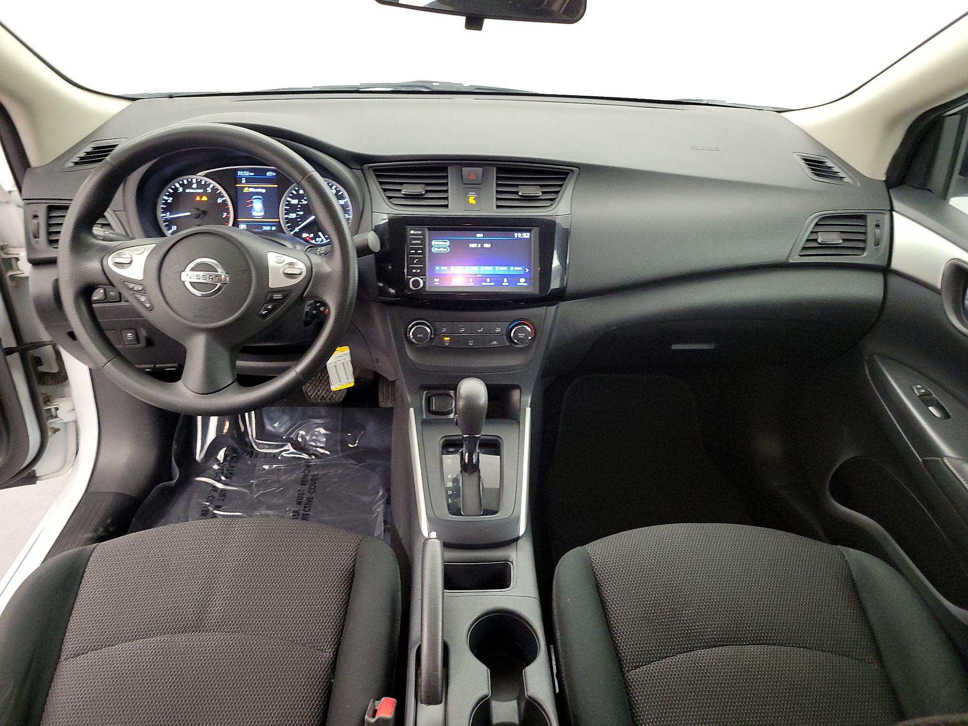 Thumbnail: 2019 Nissan Sentra - 9