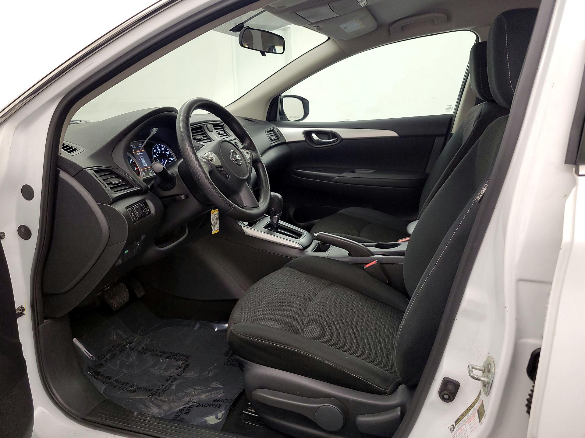 Thumbnail: 2019 Nissan Sentra - 11