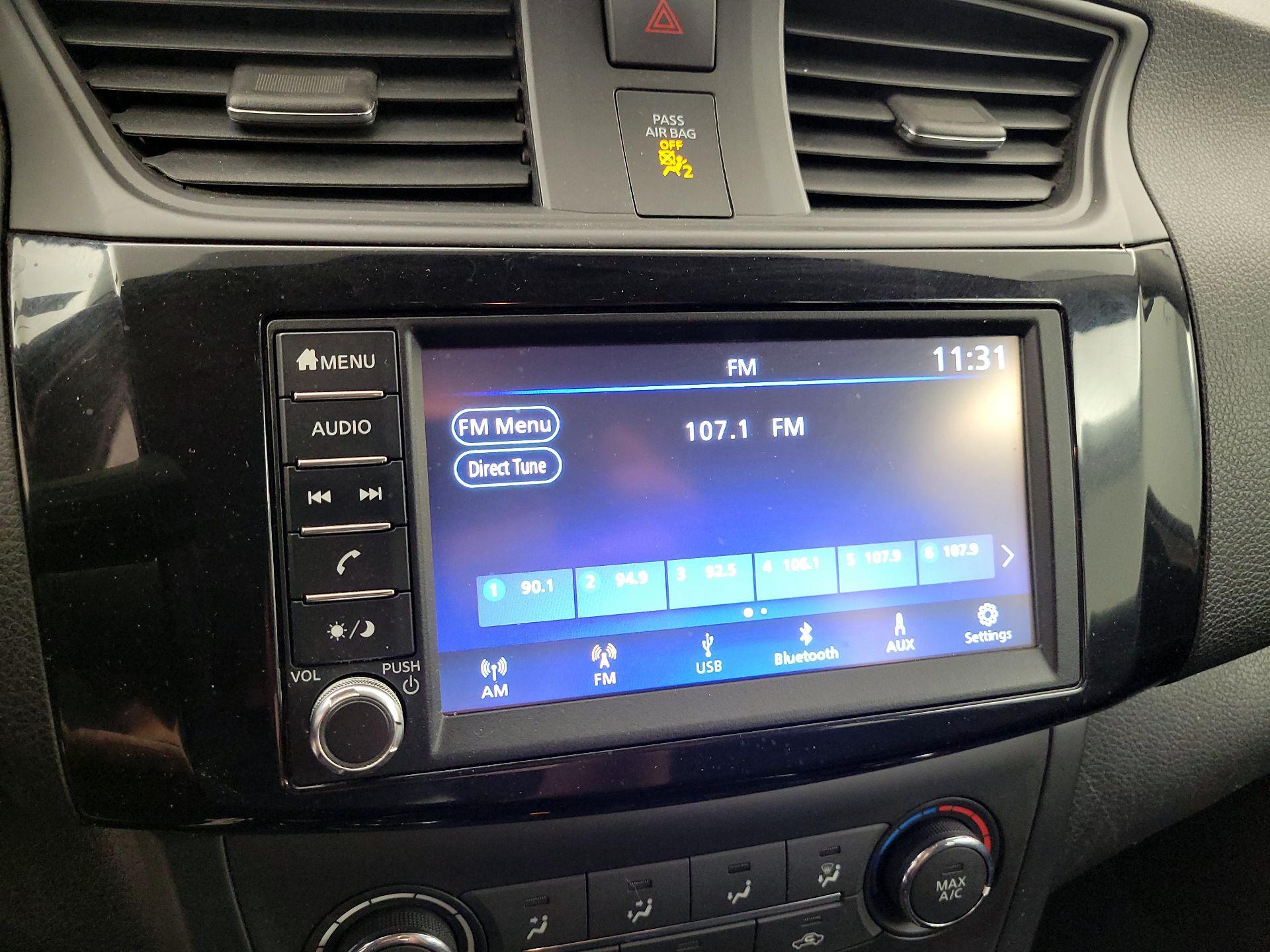 Thumbnail: 2019 Nissan Sentra - 15