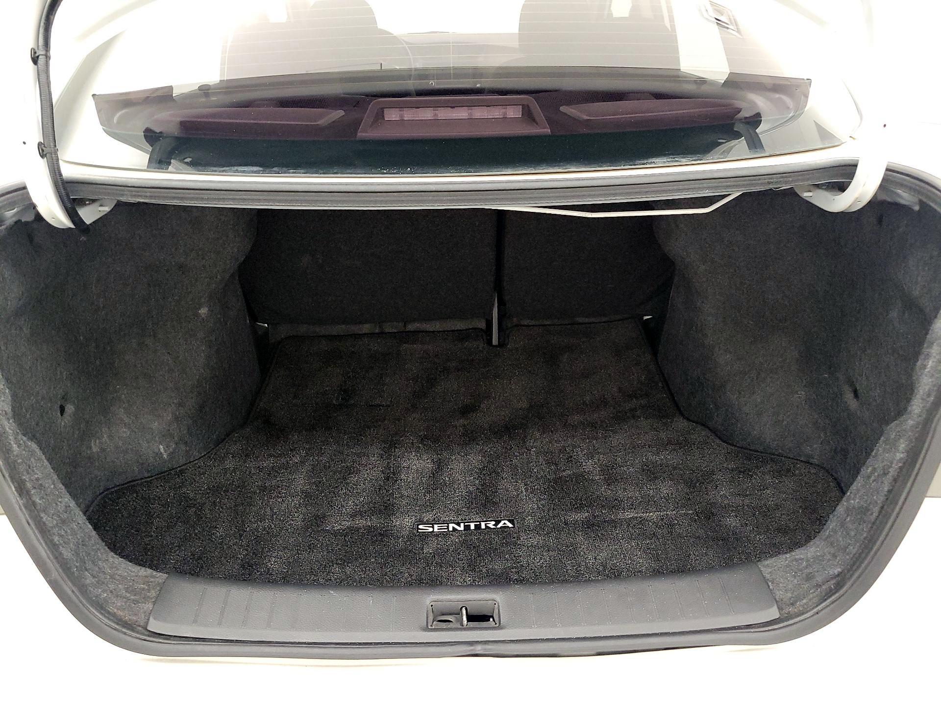 Thumbnail: 2019 Nissan Sentra - 20