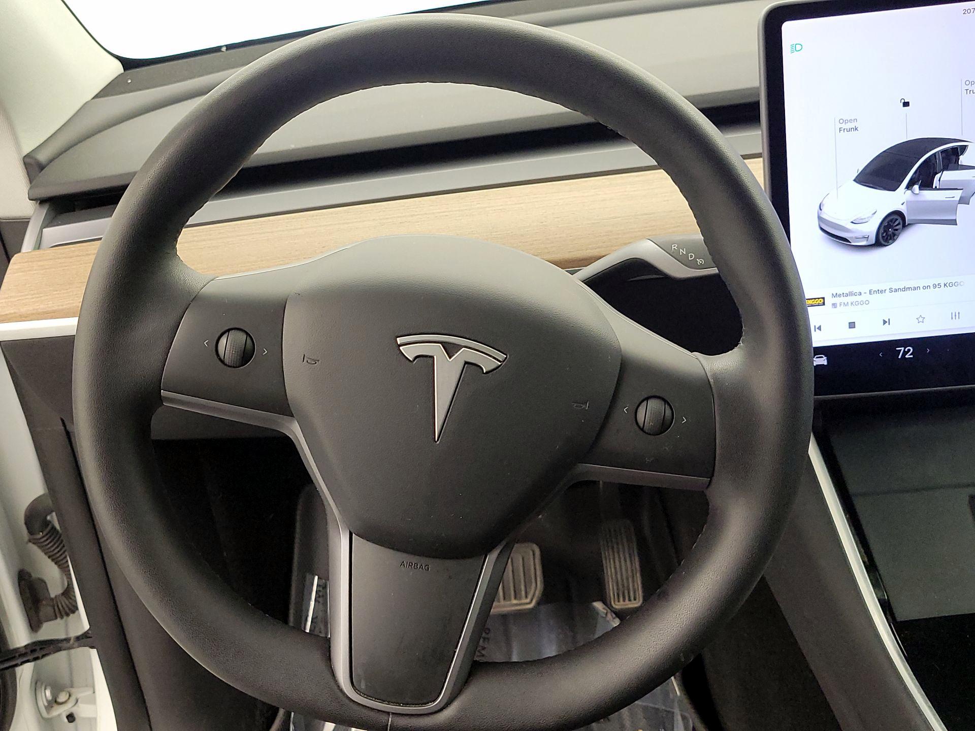 Thumbnail: 2021 Tesla Model Y - 10