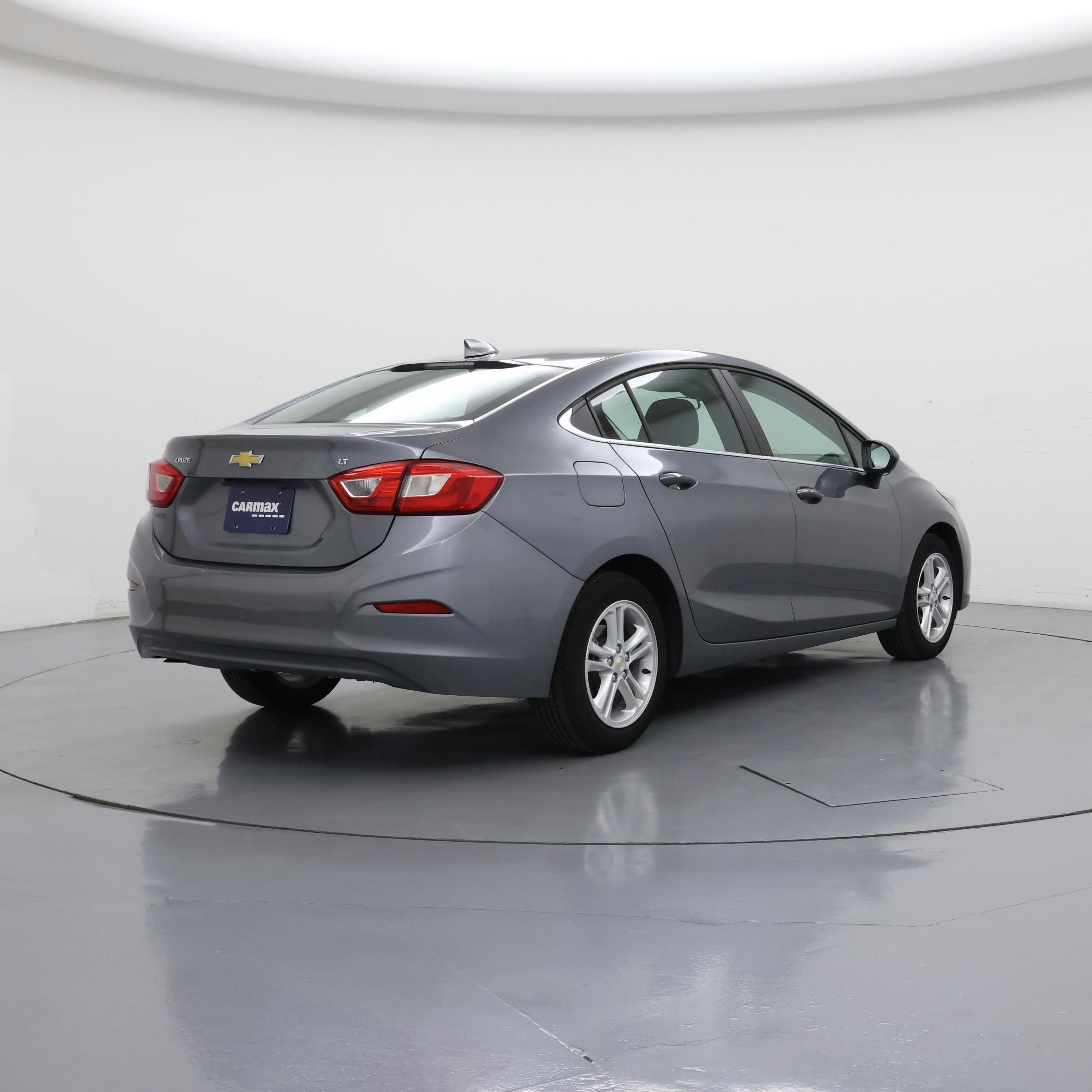 Thumbnail: 2018 Chevrolet Cruze - 8