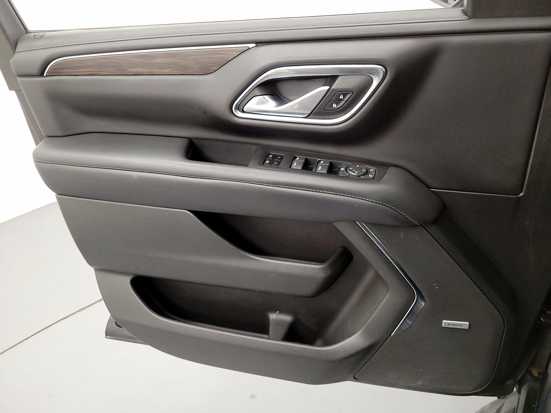 Thumbnail: 2022 Chevrolet Tahoe - 12