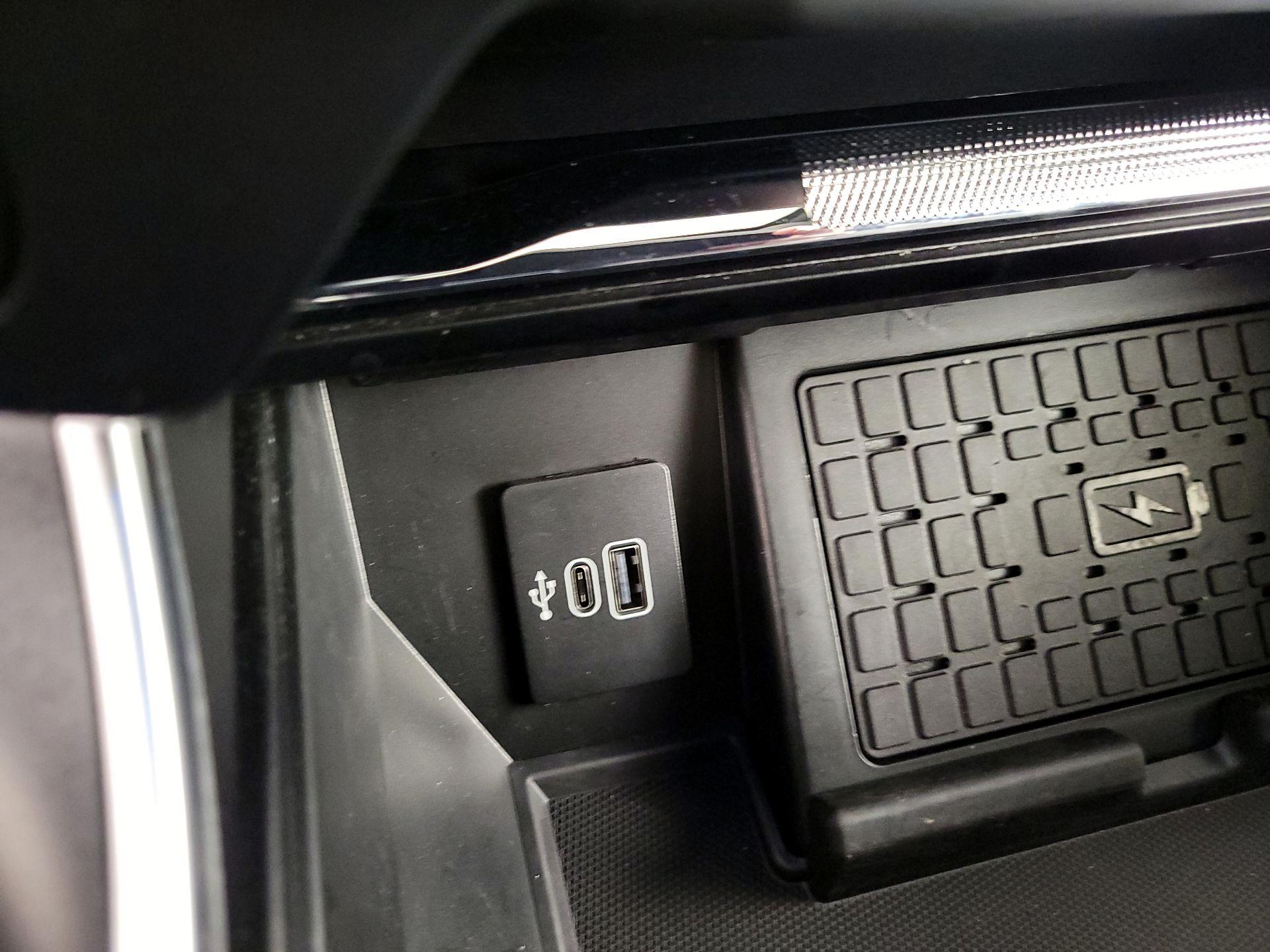 Thumbnail: 2025 Ford F-150 - 19