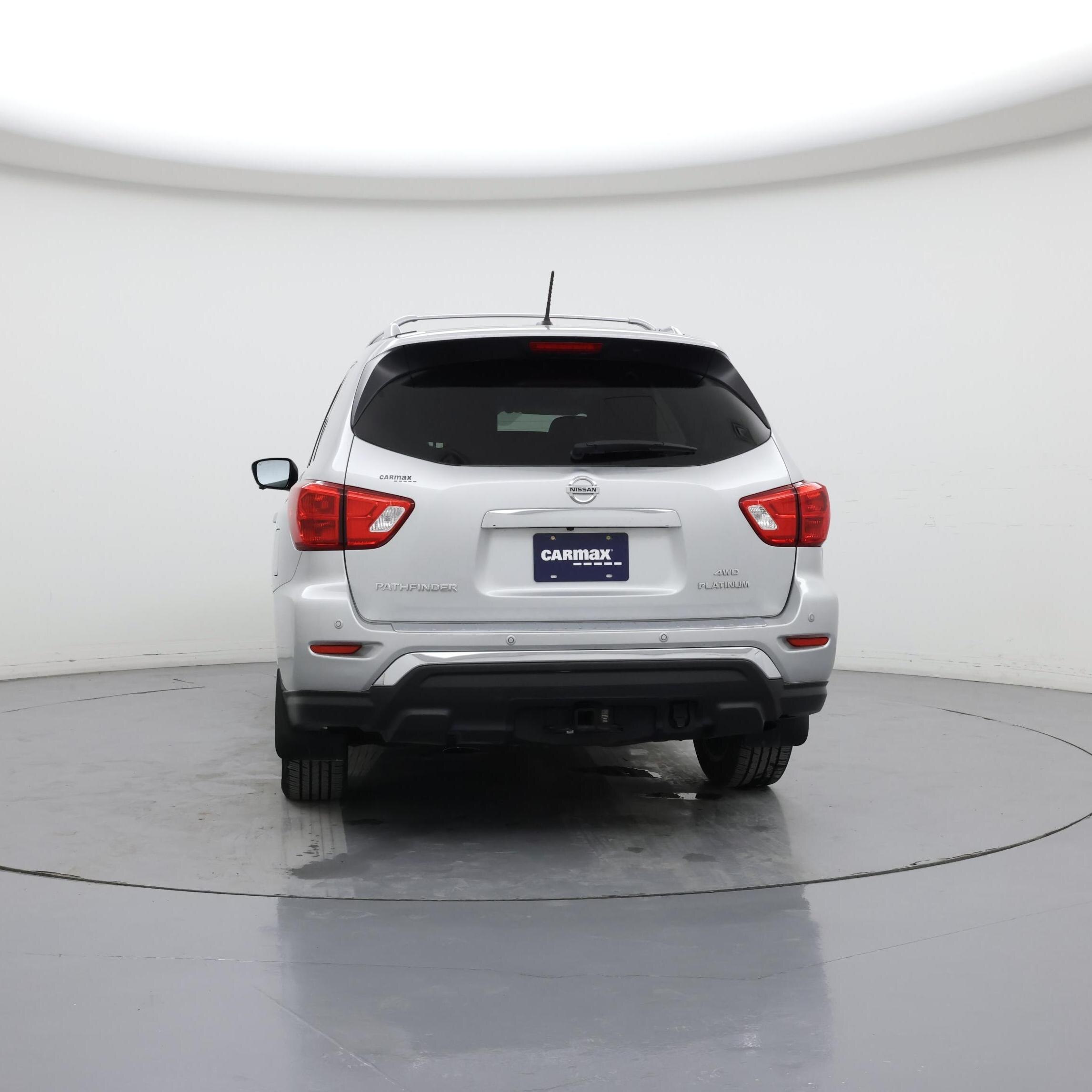 Thumbnail: 2017 Nissan Pathfinder - 6