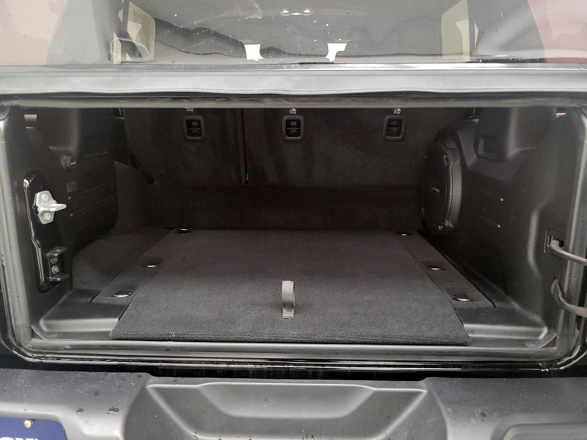 Thumbnail: 2022 Jeep Wrangler - 20