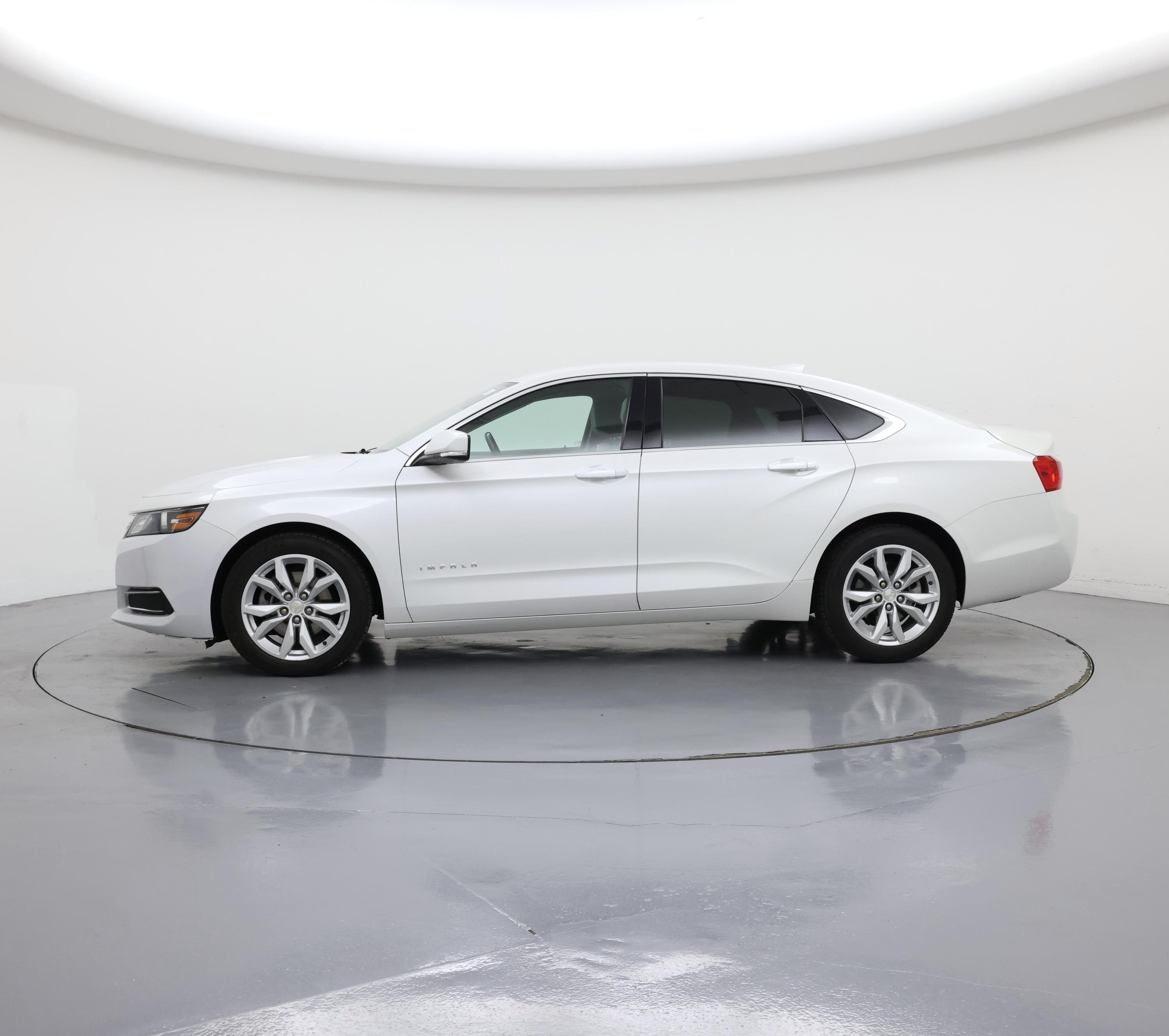 Thumbnail: 2017 Chevrolet Impala - 3