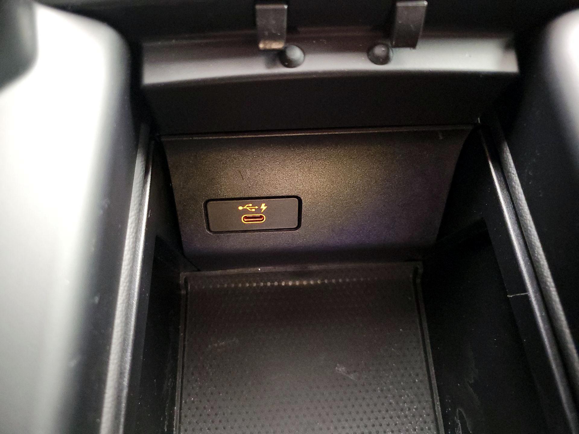 Thumbnail: 2022 BMW X5 - 19