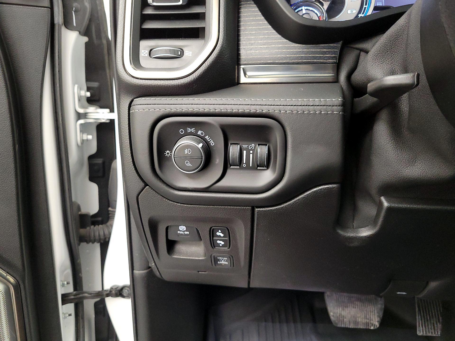 Thumbnail: 2019 RAM 1500 - 13