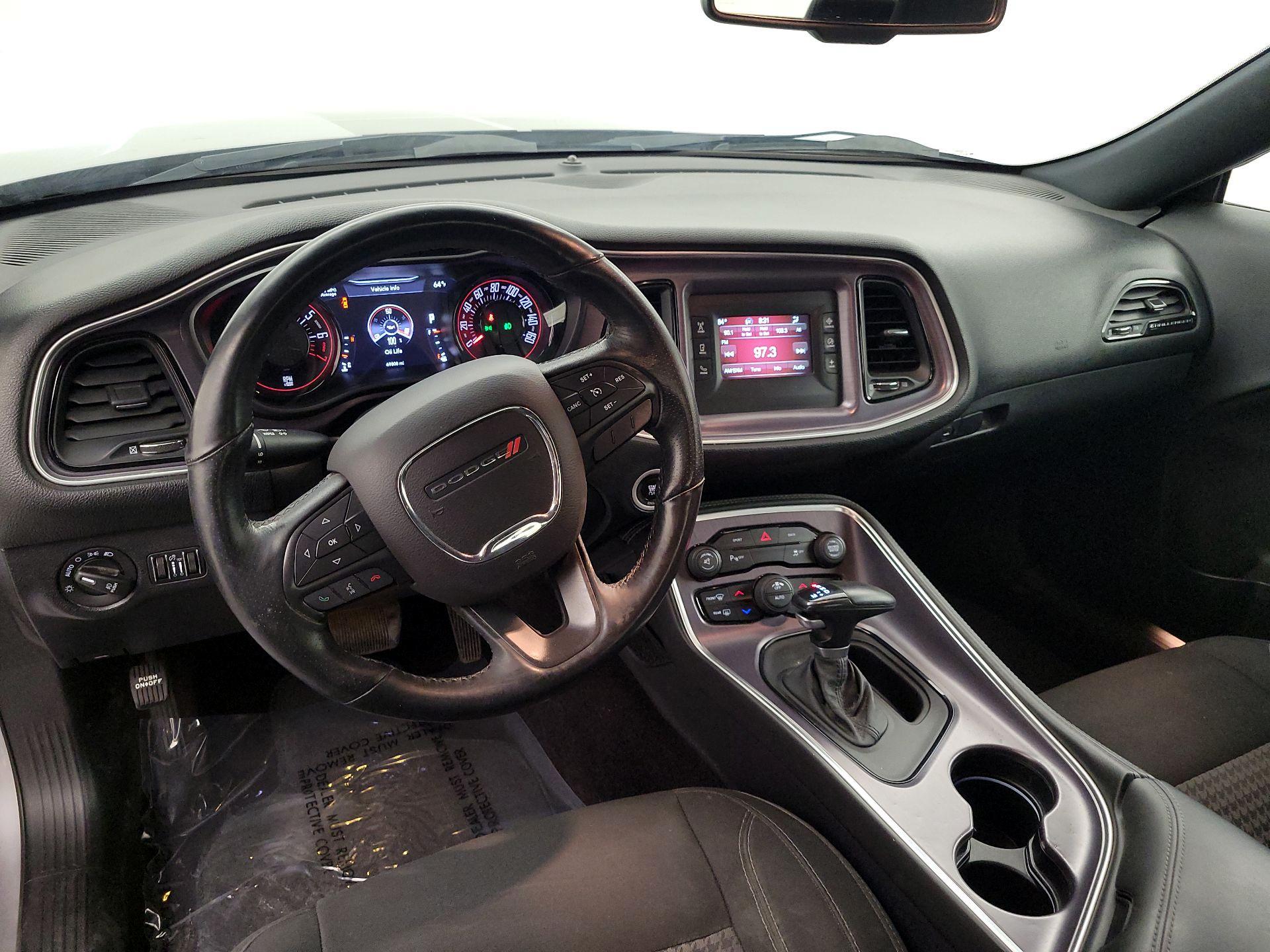 Thumbnail: 2016 Dodge Challenger - 9