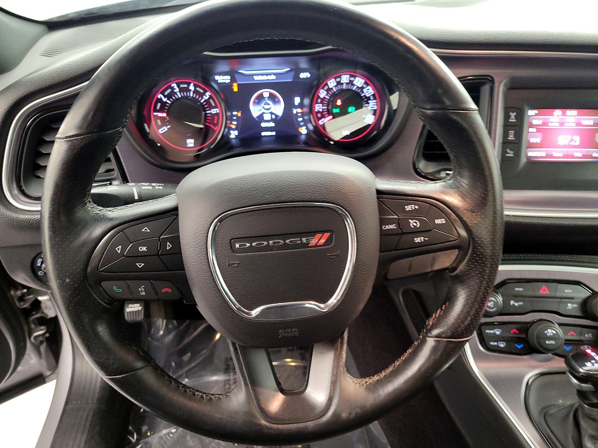 Thumbnail: 2016 Dodge Challenger - 10