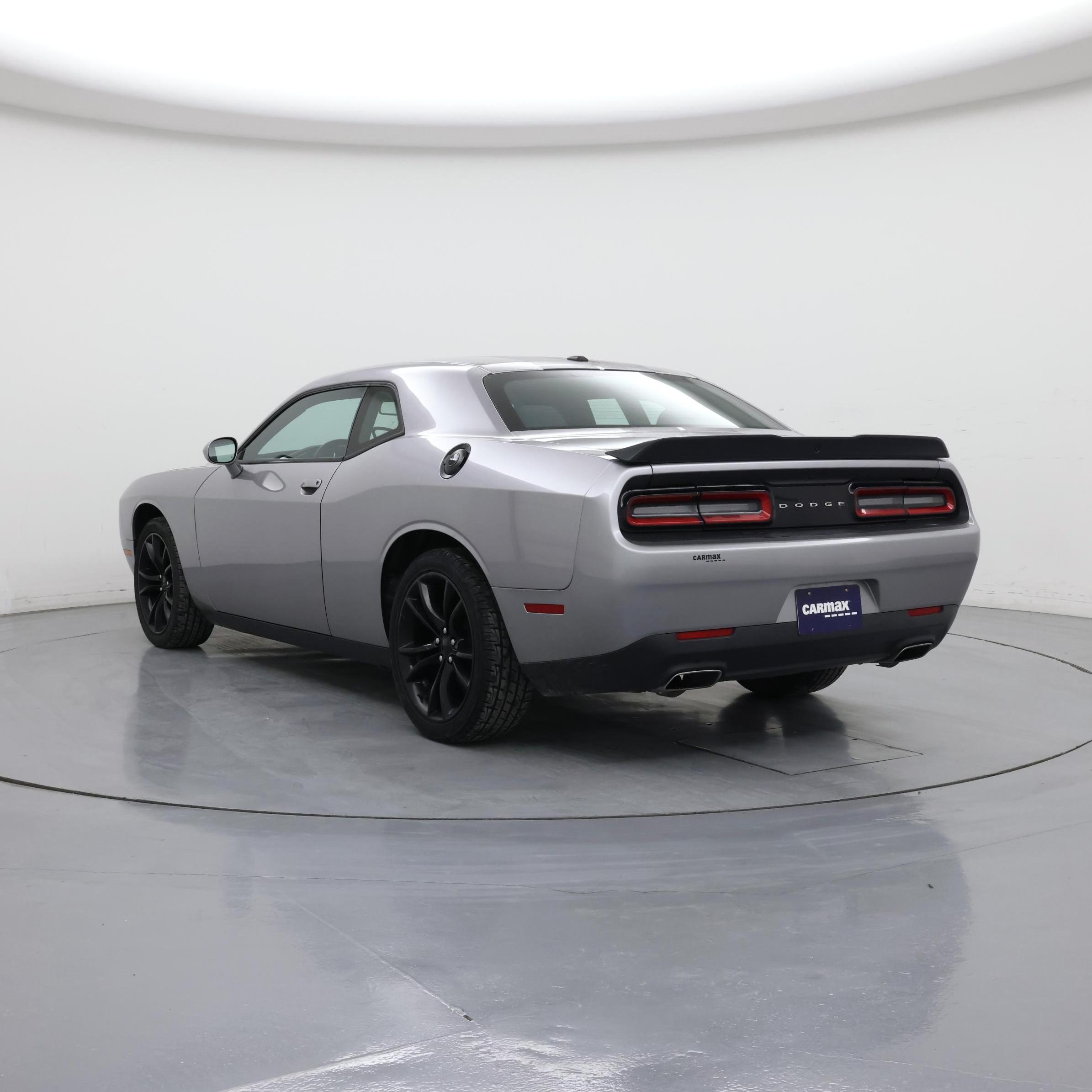 Thumbnail: 2016 Dodge Challenger - 2