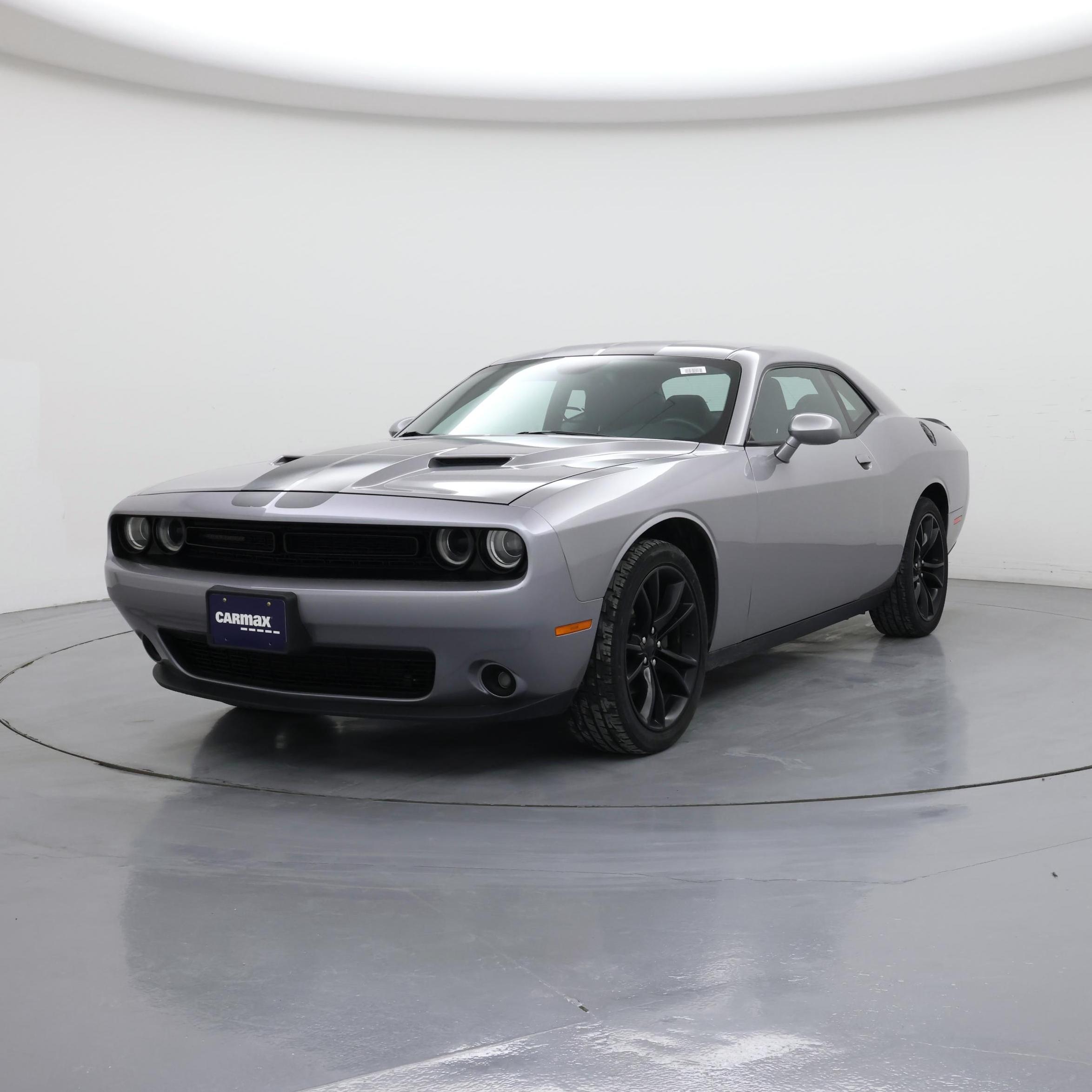 Thumbnail: 2016 Dodge Challenger - 4